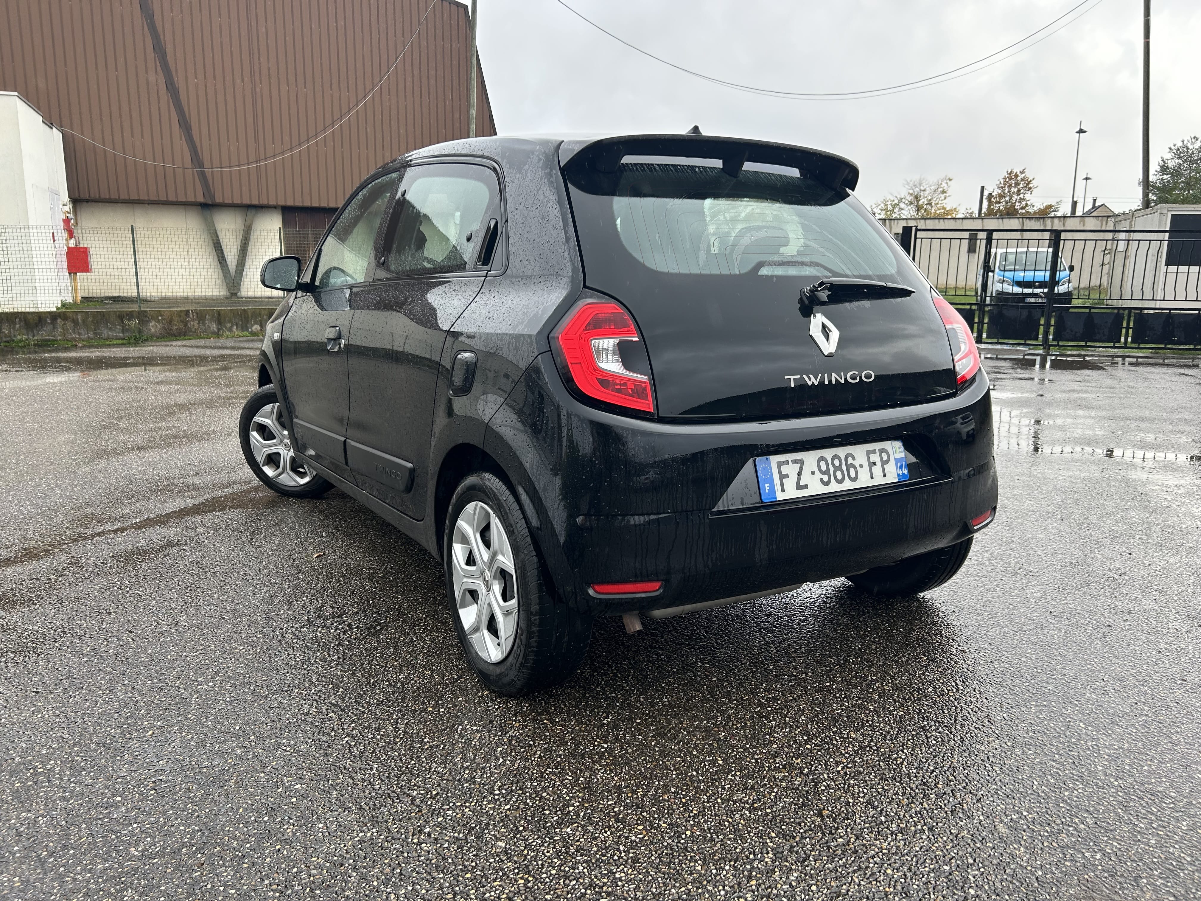 Renault Twingo III avec Siège bébé