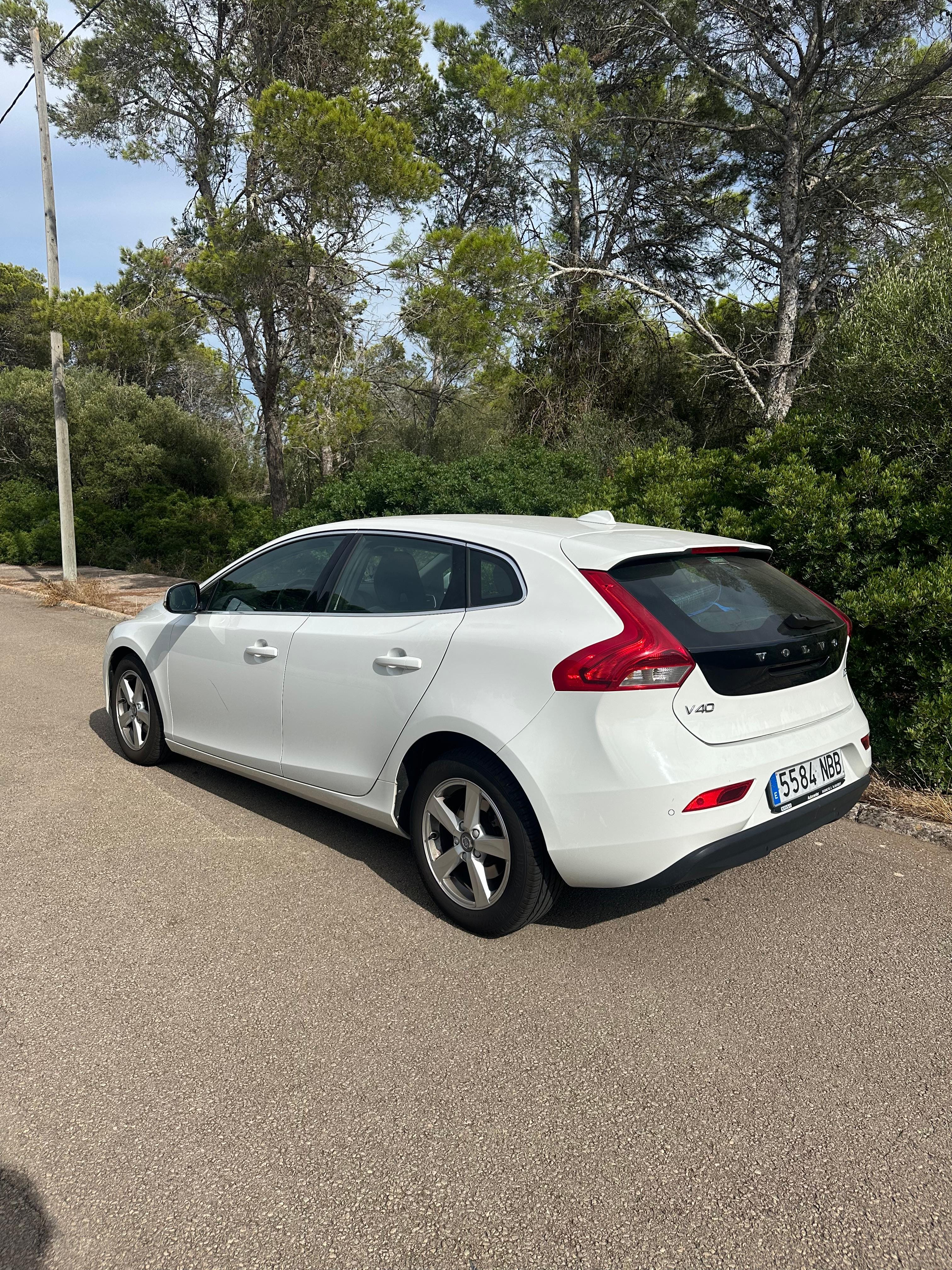 Volvo V40 avec Climatisation