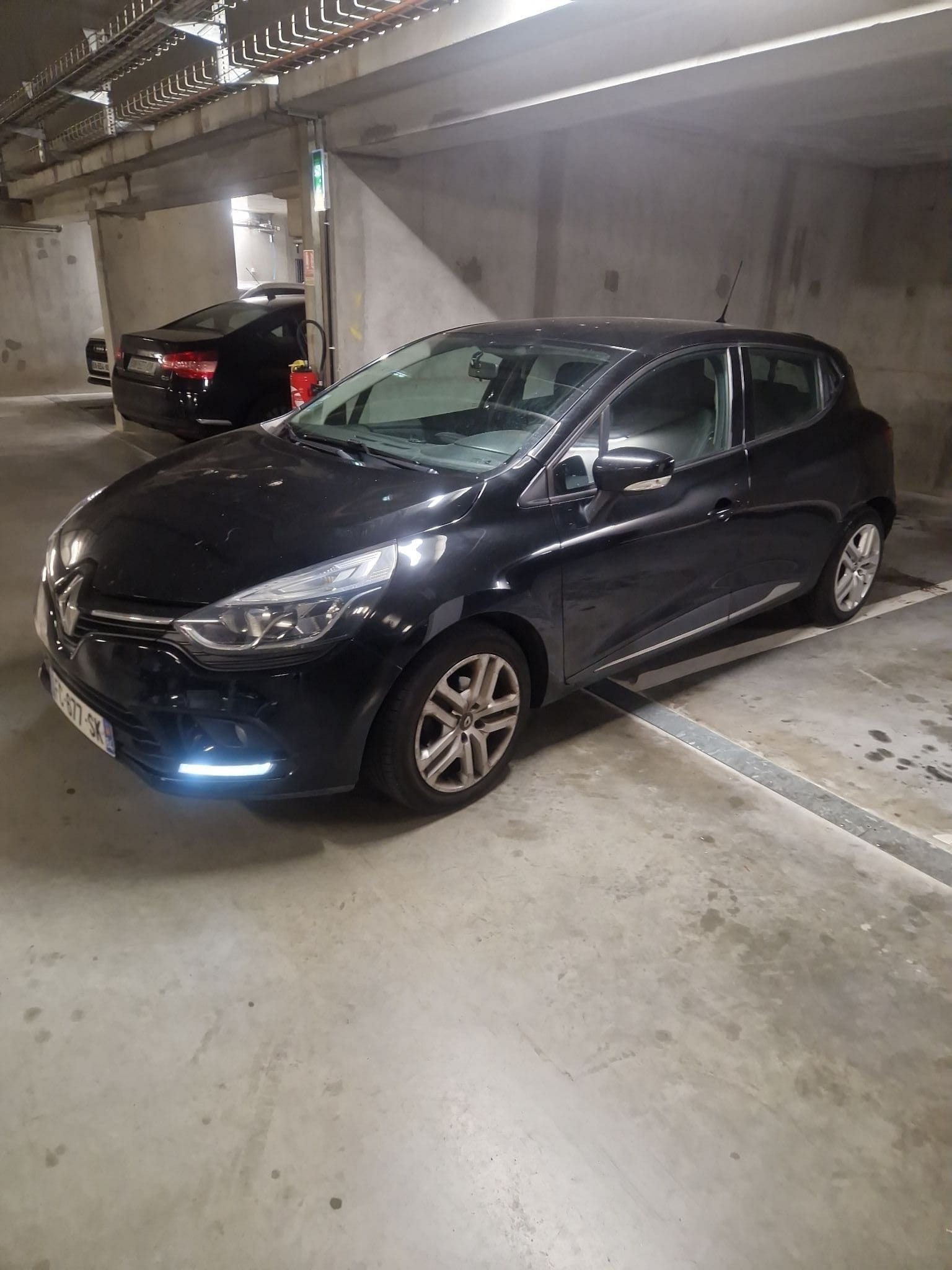 Renault Clio FC677SK avec GPS