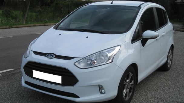 Ford B-Max 100cv Essence avec Entrée audio / iPod