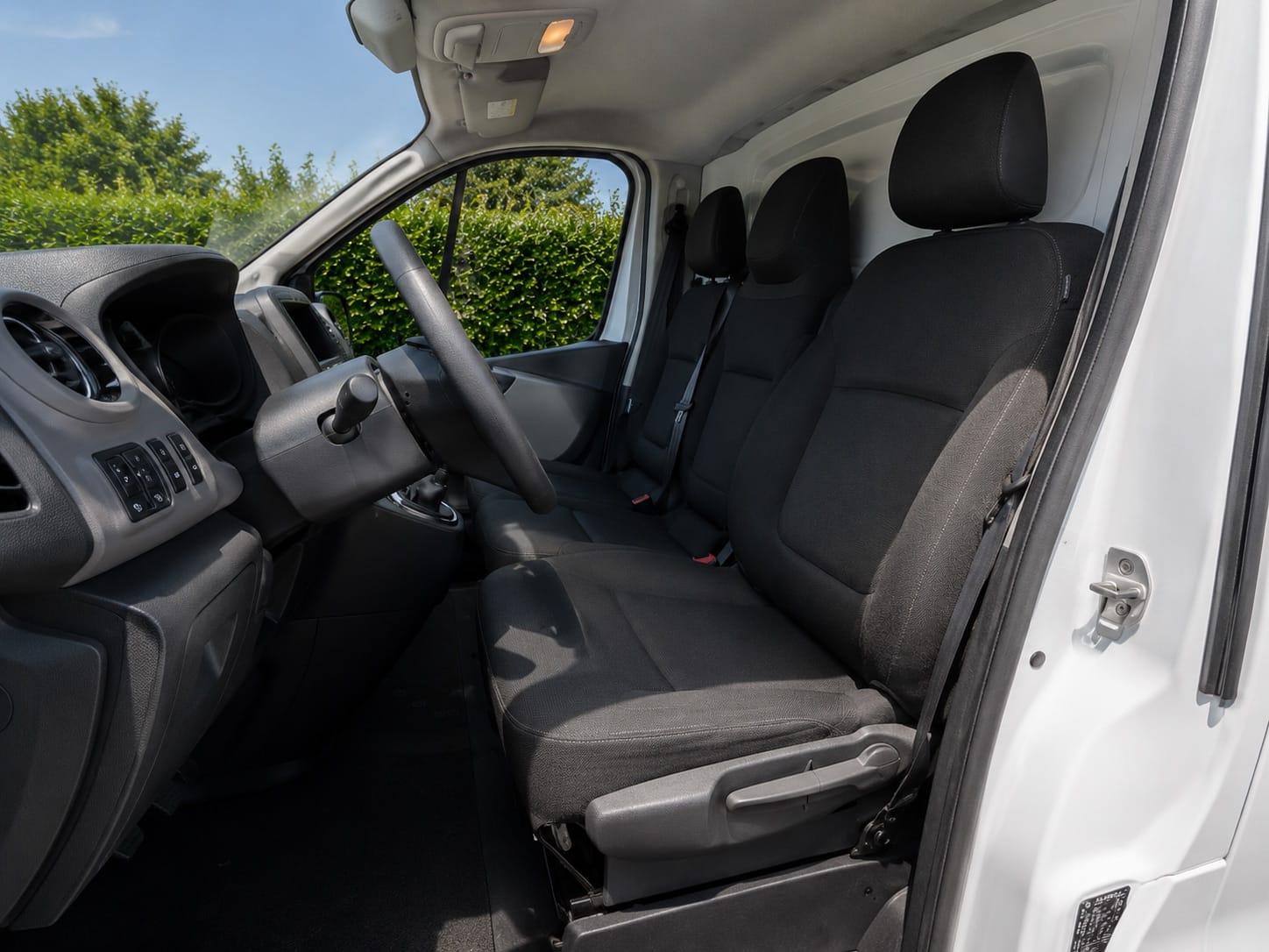 Renault Trafic avec Autoradio
