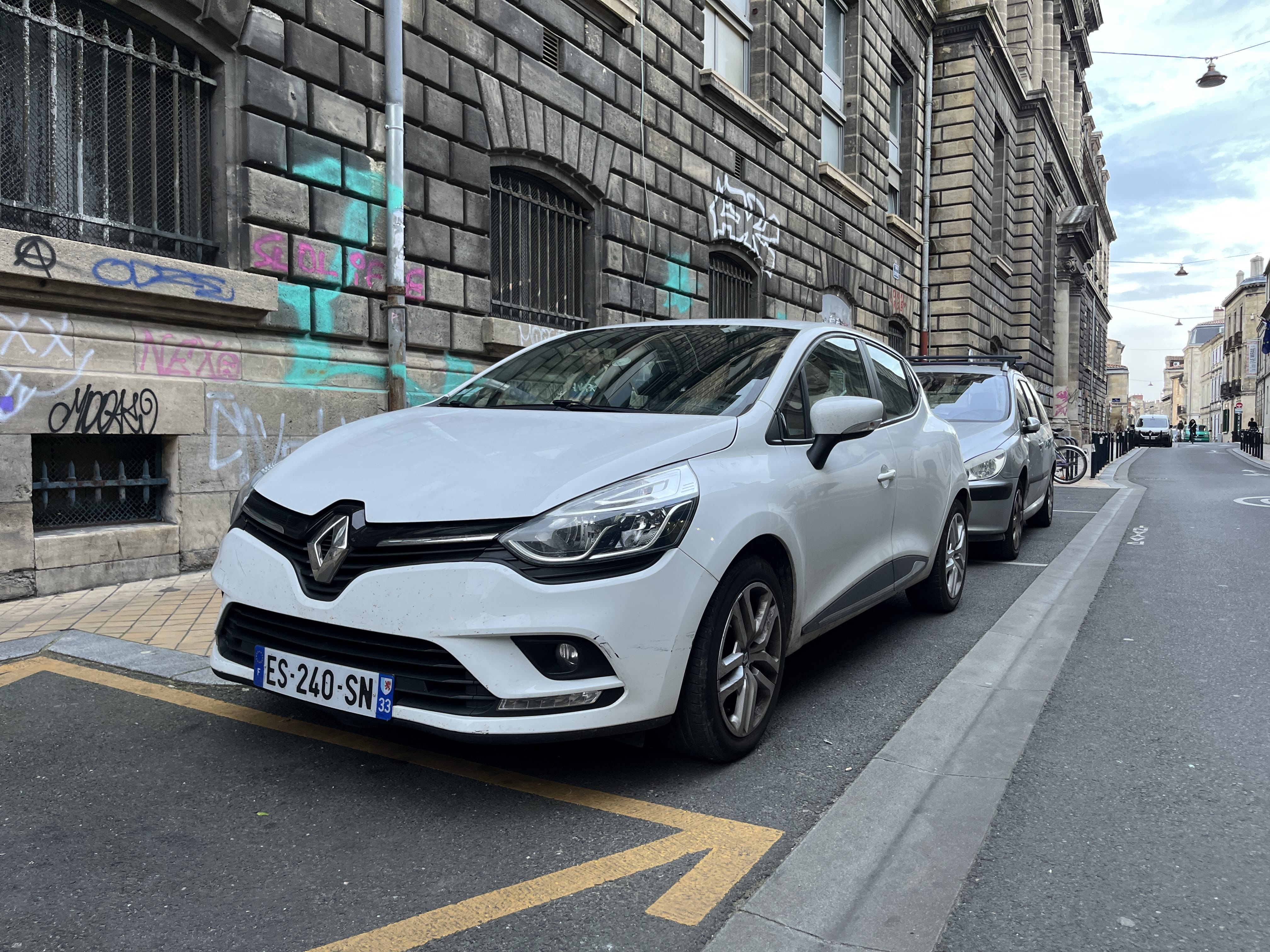 Renault Clio, 2017, Essence 98