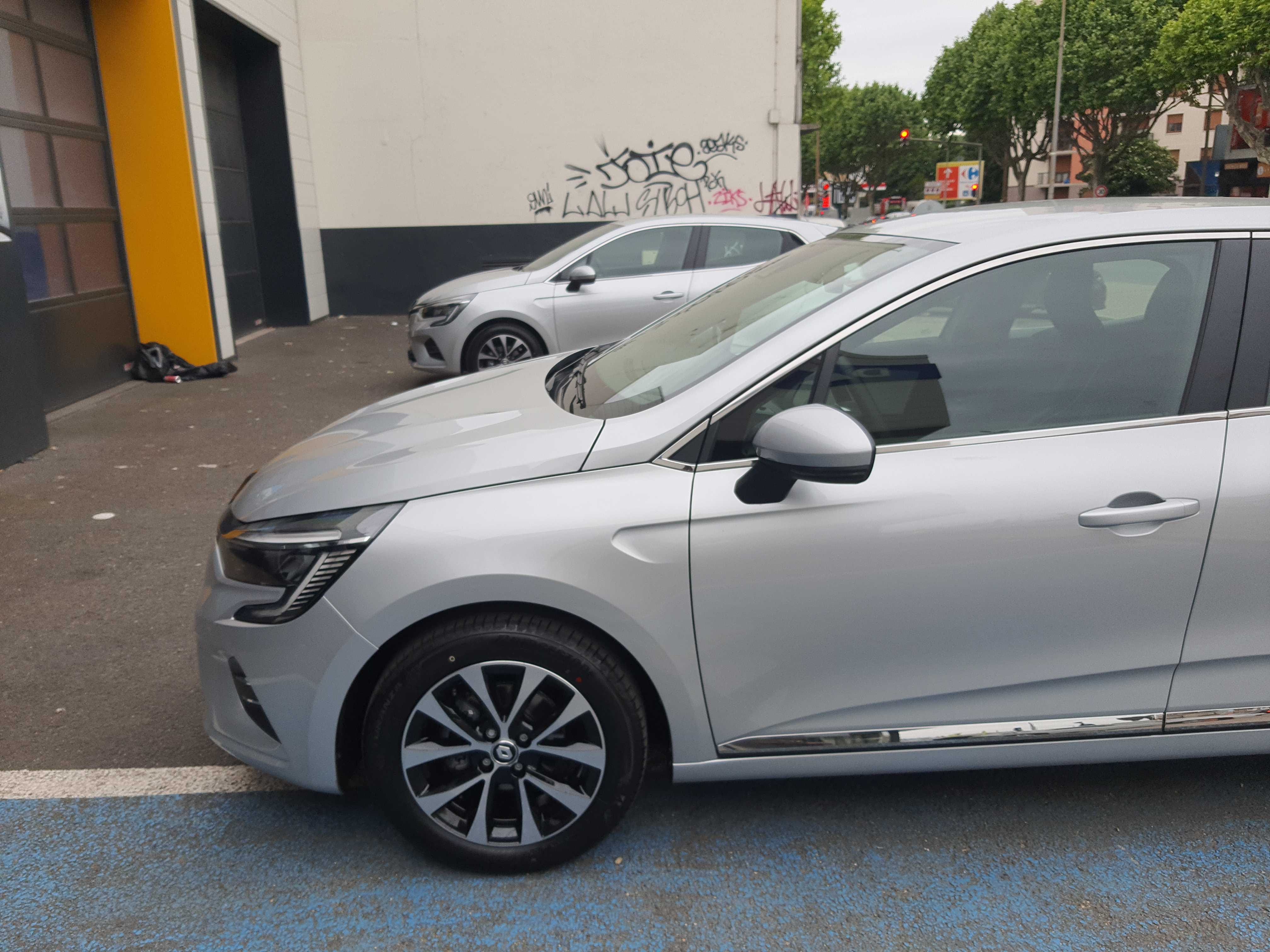 Renault Clio avec Climatisation