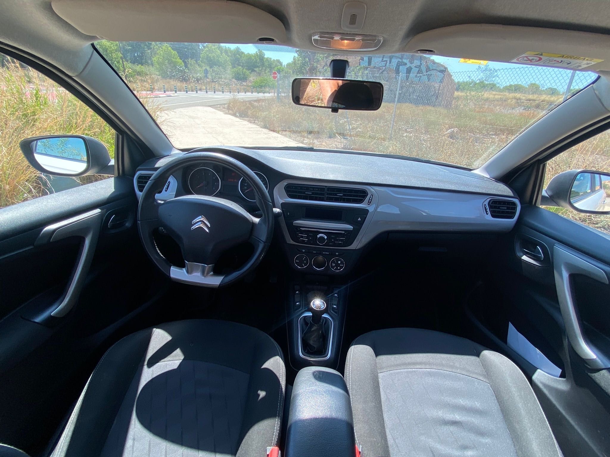 Citroen C-Elysée con Entrada de Audio/iPod