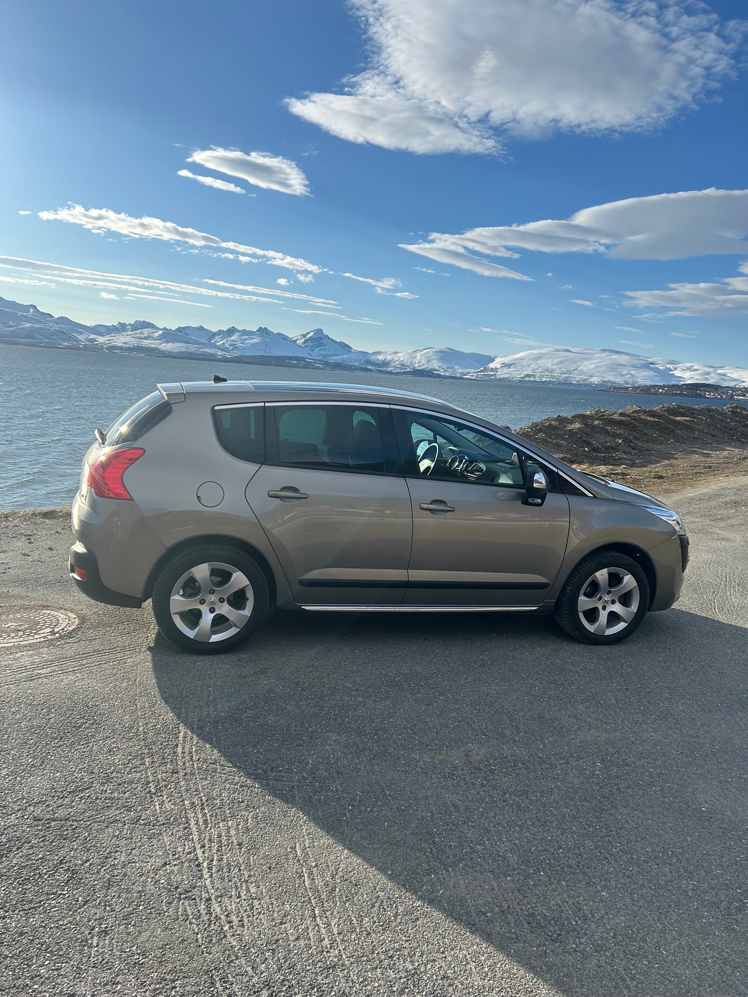 Peugeot 3008 med Aircondition
