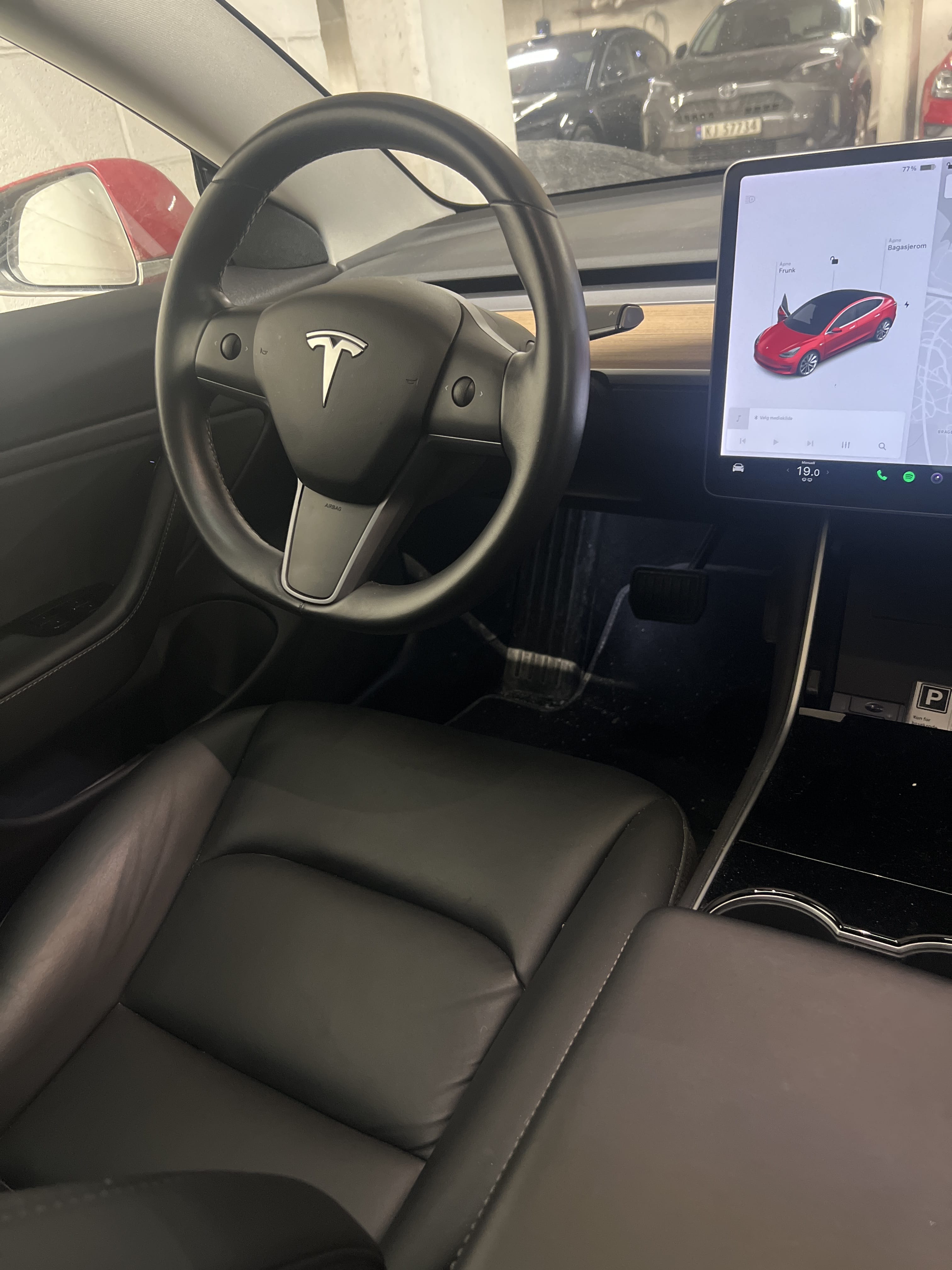 Tesla Model 3 Long Range med Cruisekontroll