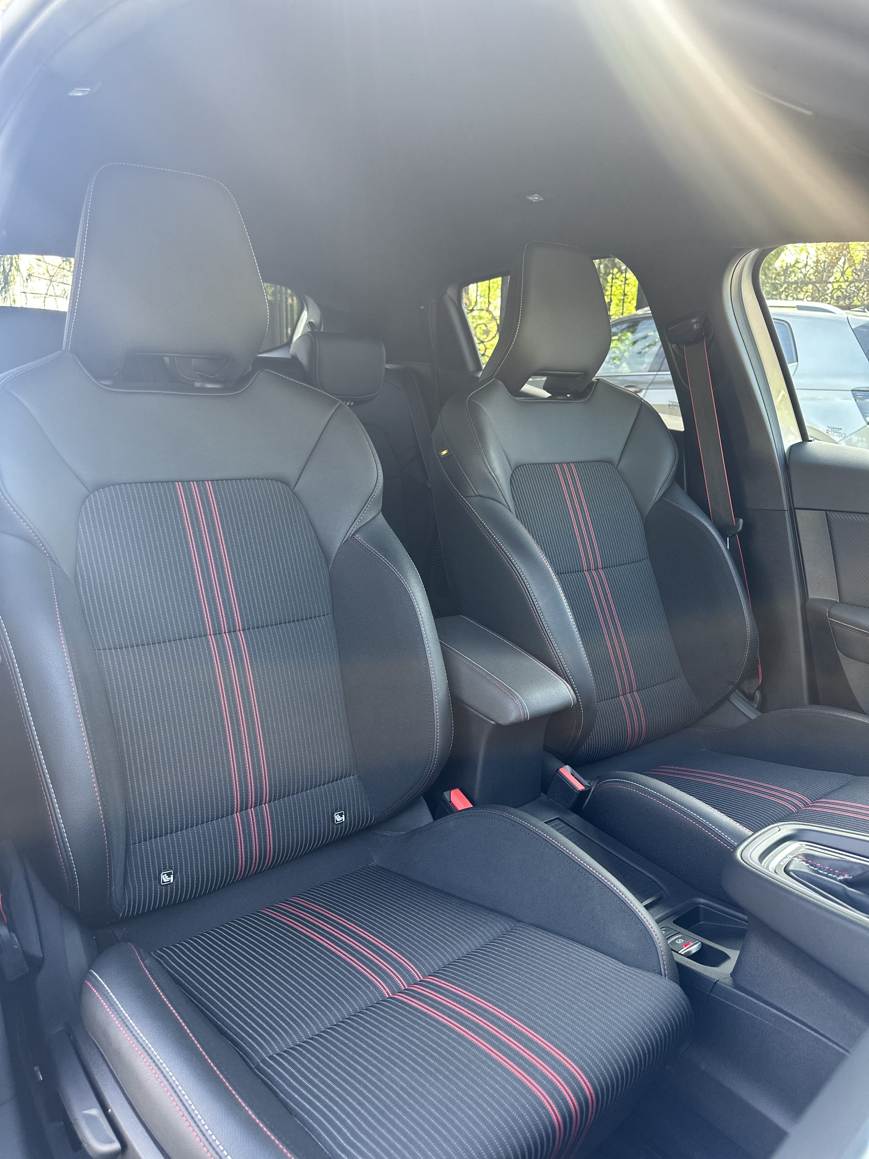 Renault Clio E-tech avec Régulateur de vitesse