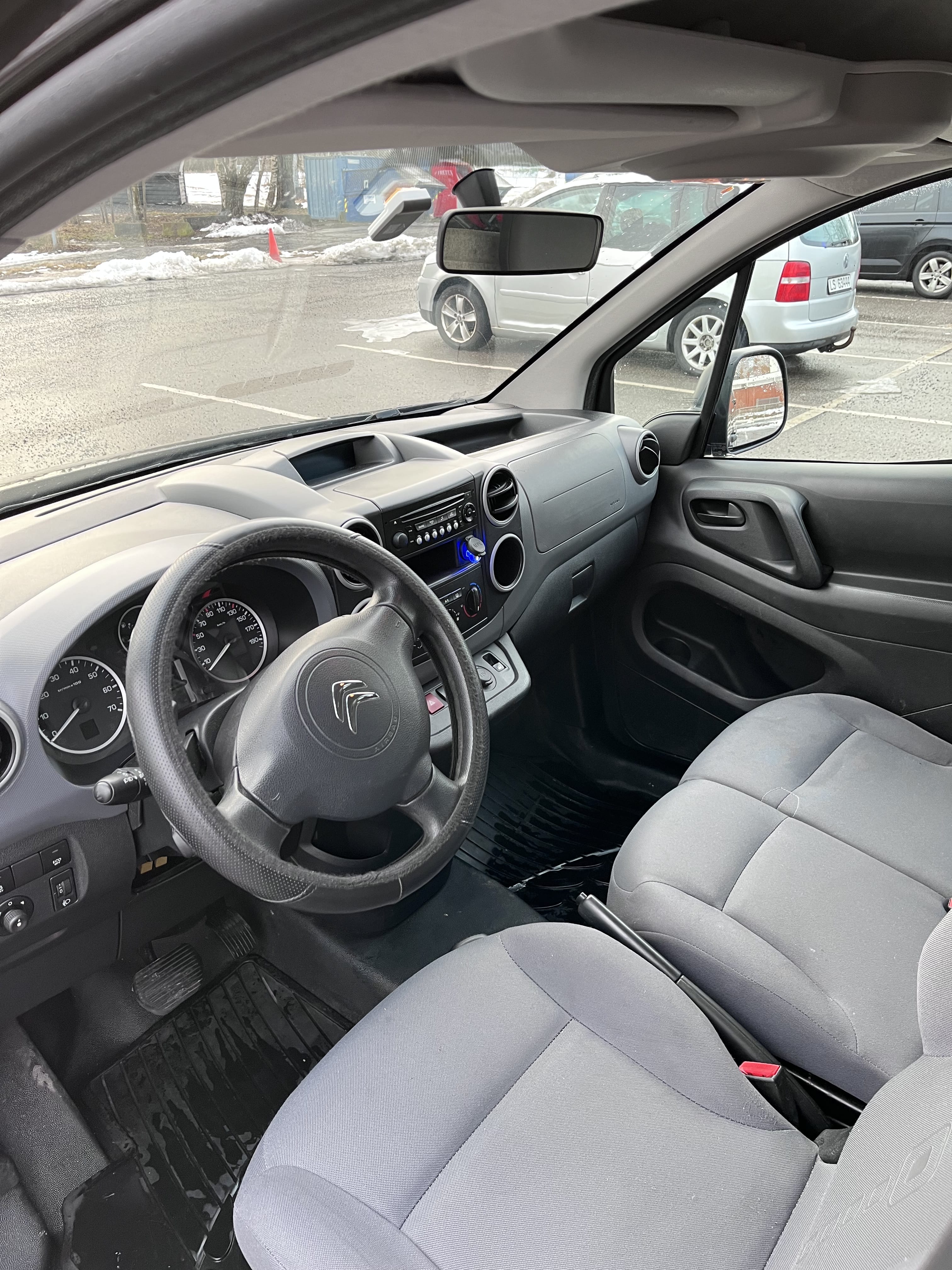 Citroen Berlingo med Bluetooth audio