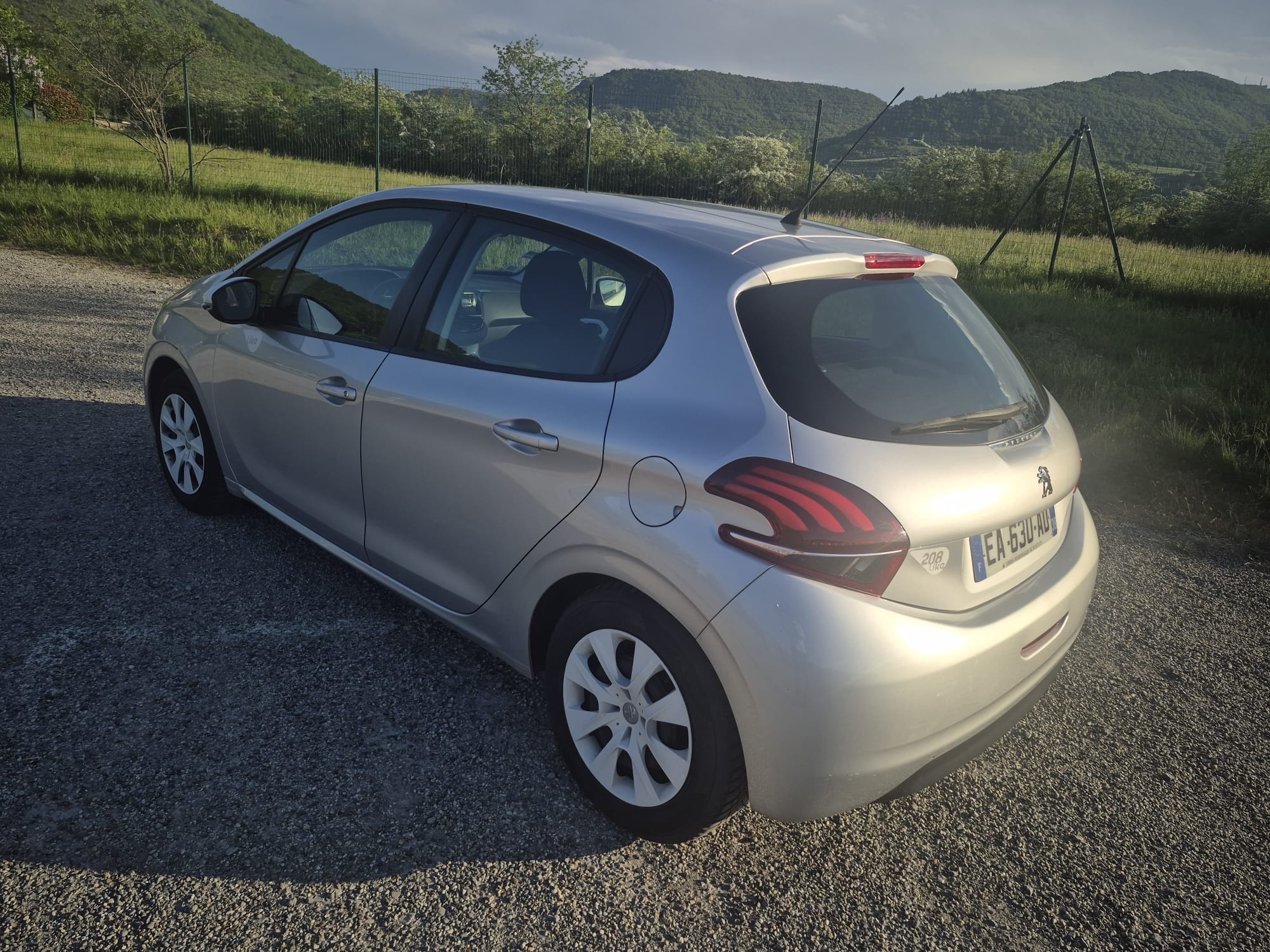 Peugeot 208 avec Port USB
