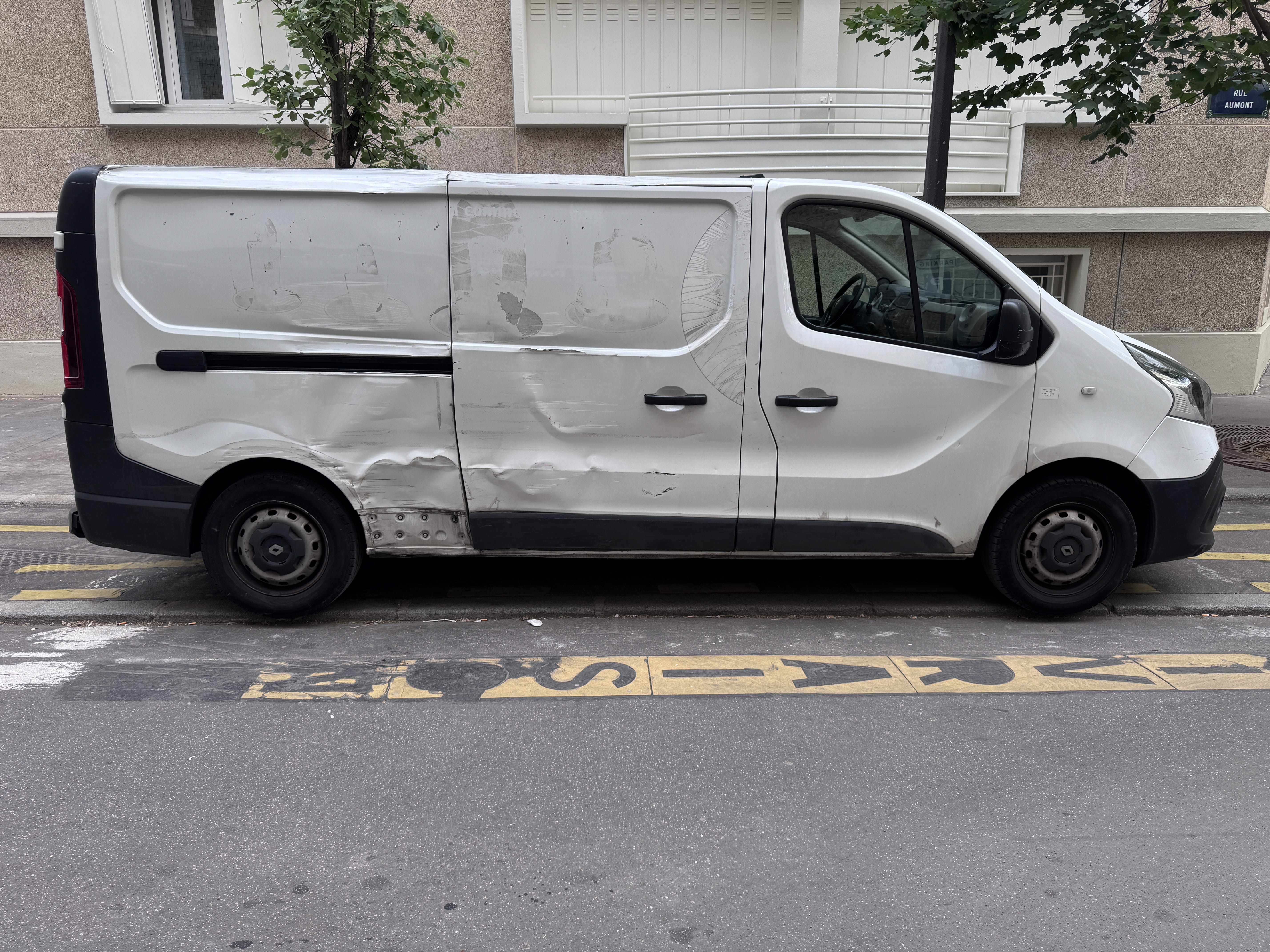 Renault Trafic L2H1 715