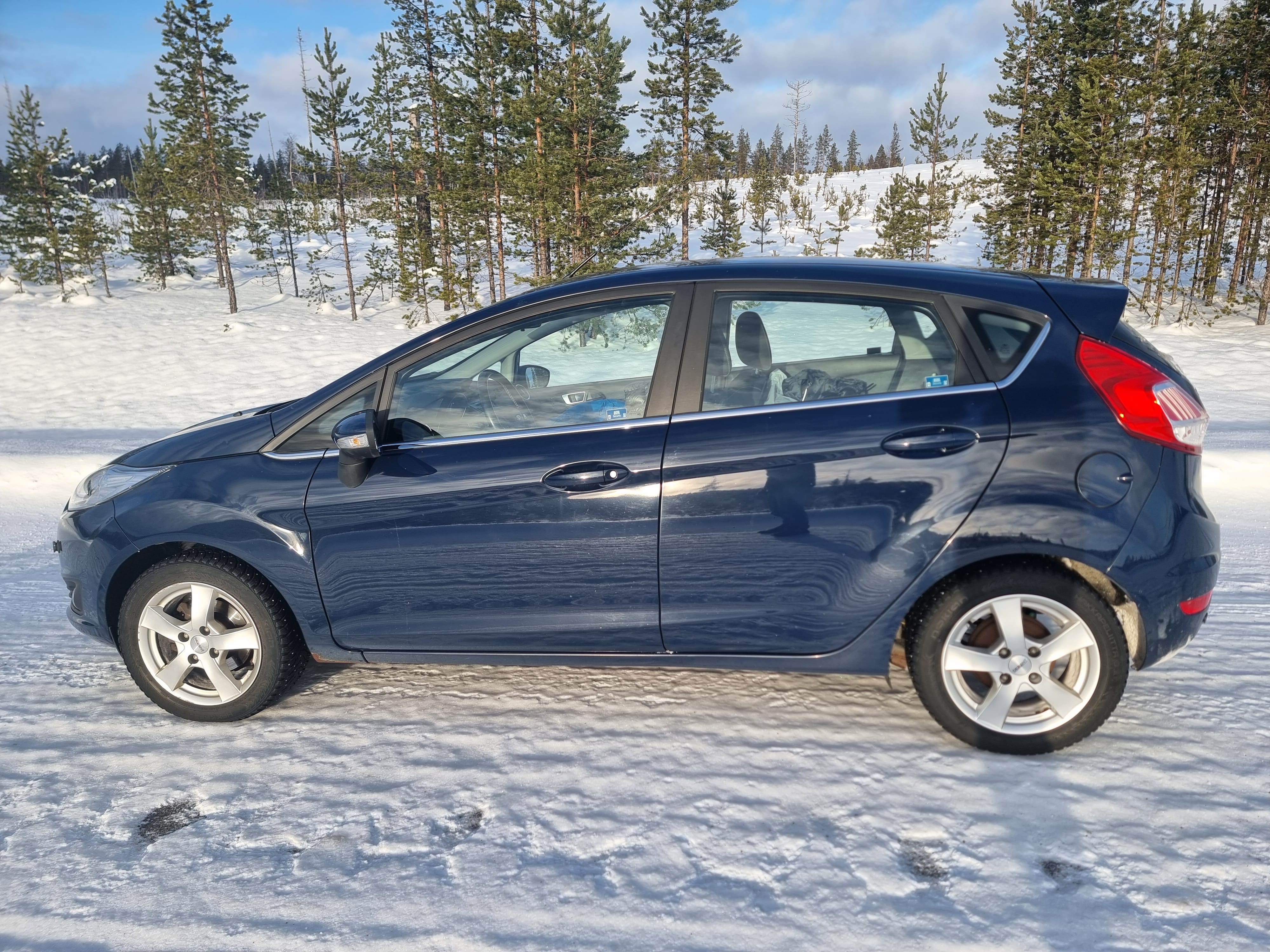Ford Fiesta Titanium, 1.0 petrol, 100HP with Air conditioning