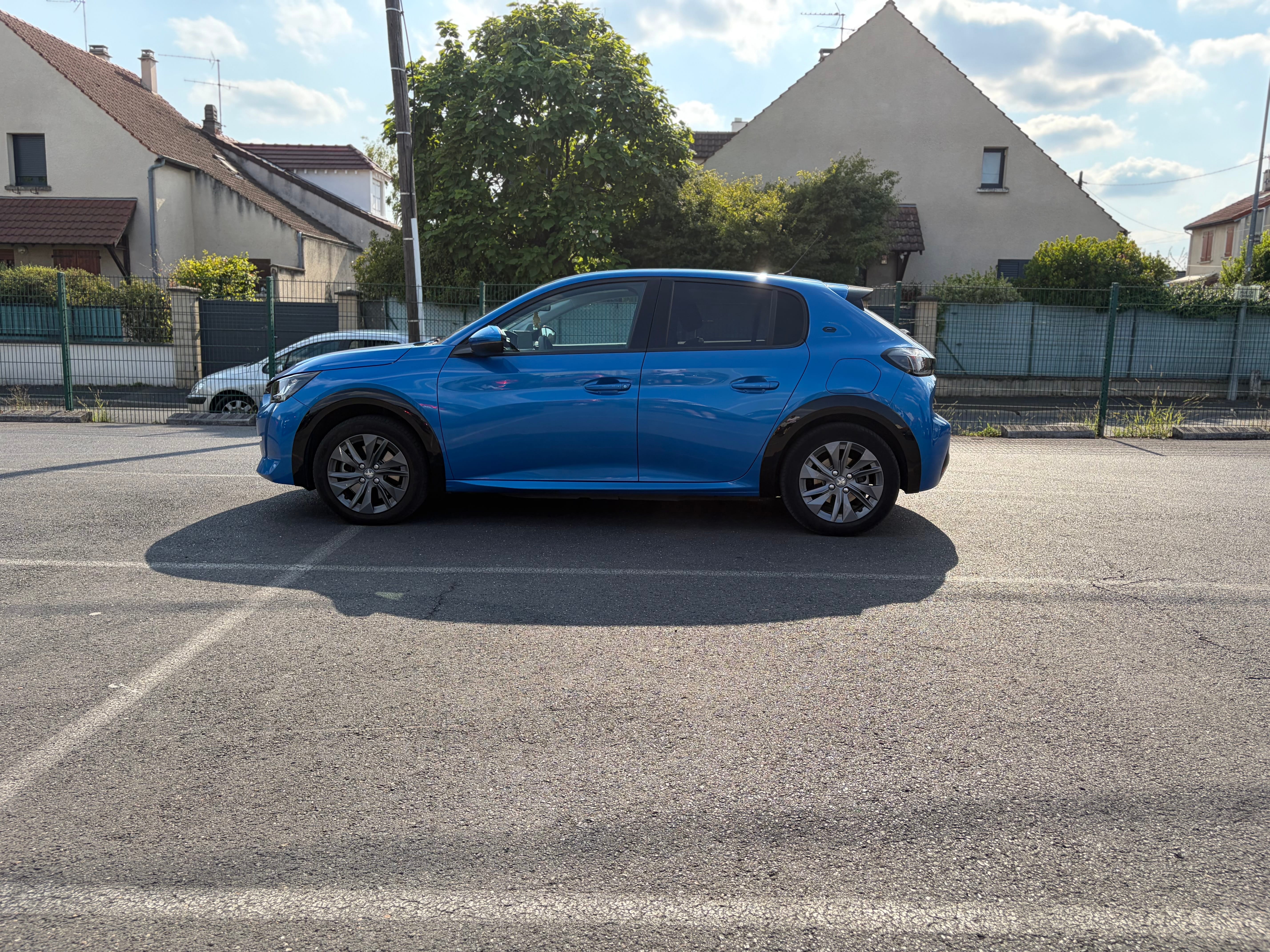 Peugeot 208 avec Climatisation