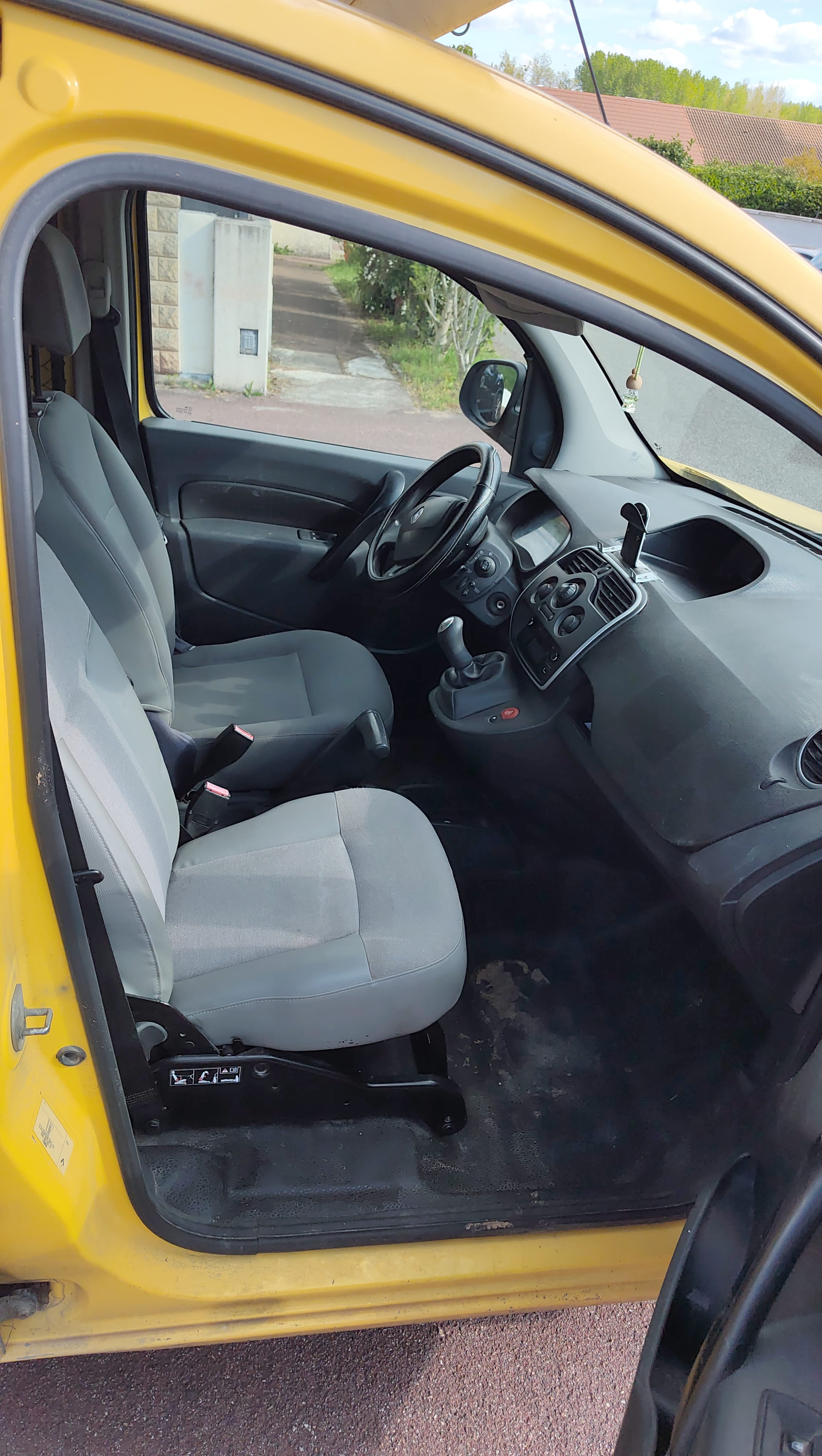 Renault Kangoo avec Coffre de toit