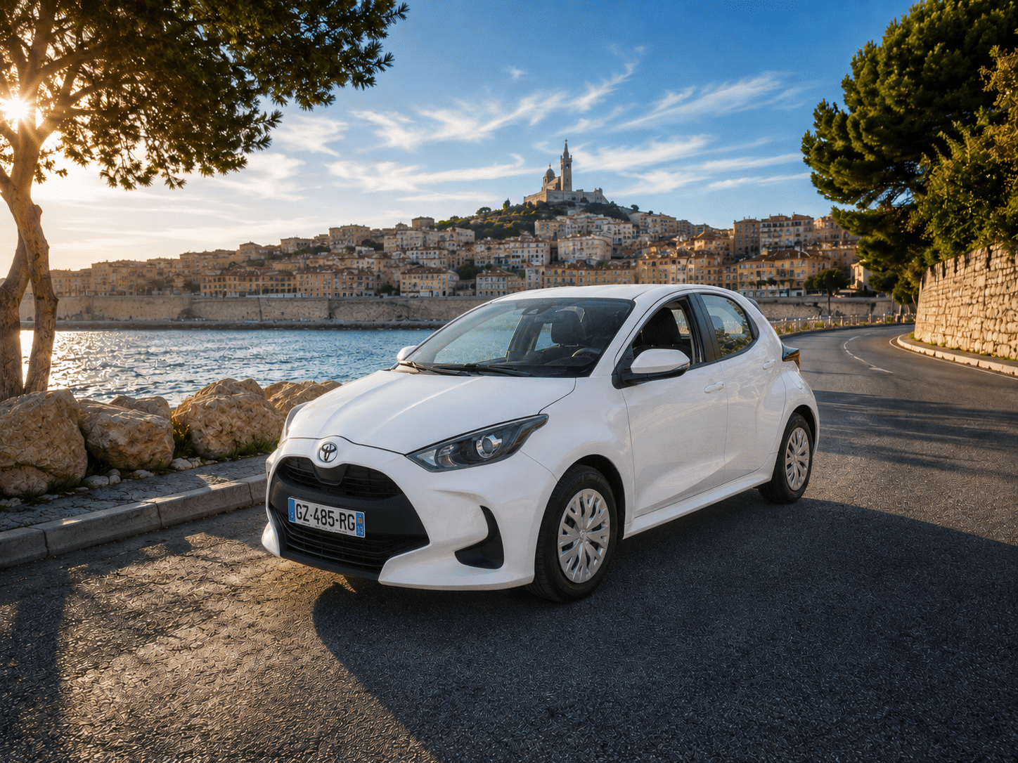 Toyota Yaris Hybride, 2024, Essence 95 / Electric (hybrid), automatic