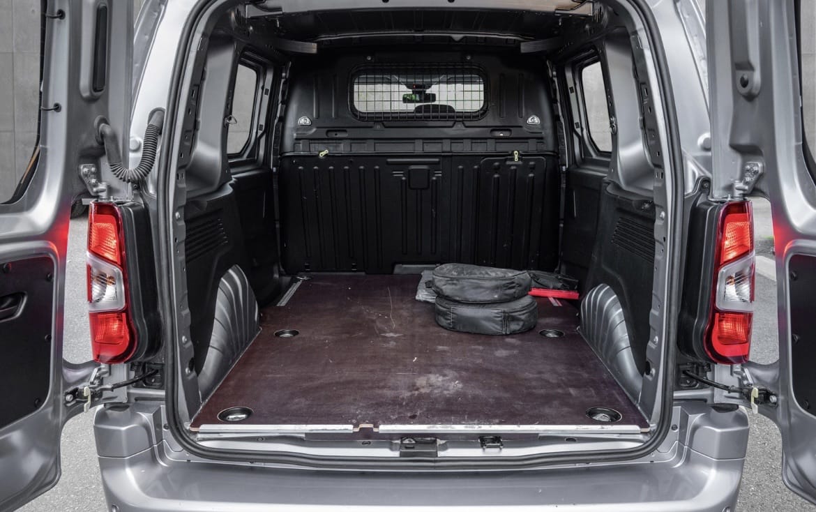 Toyota Proace City Electric med GPS