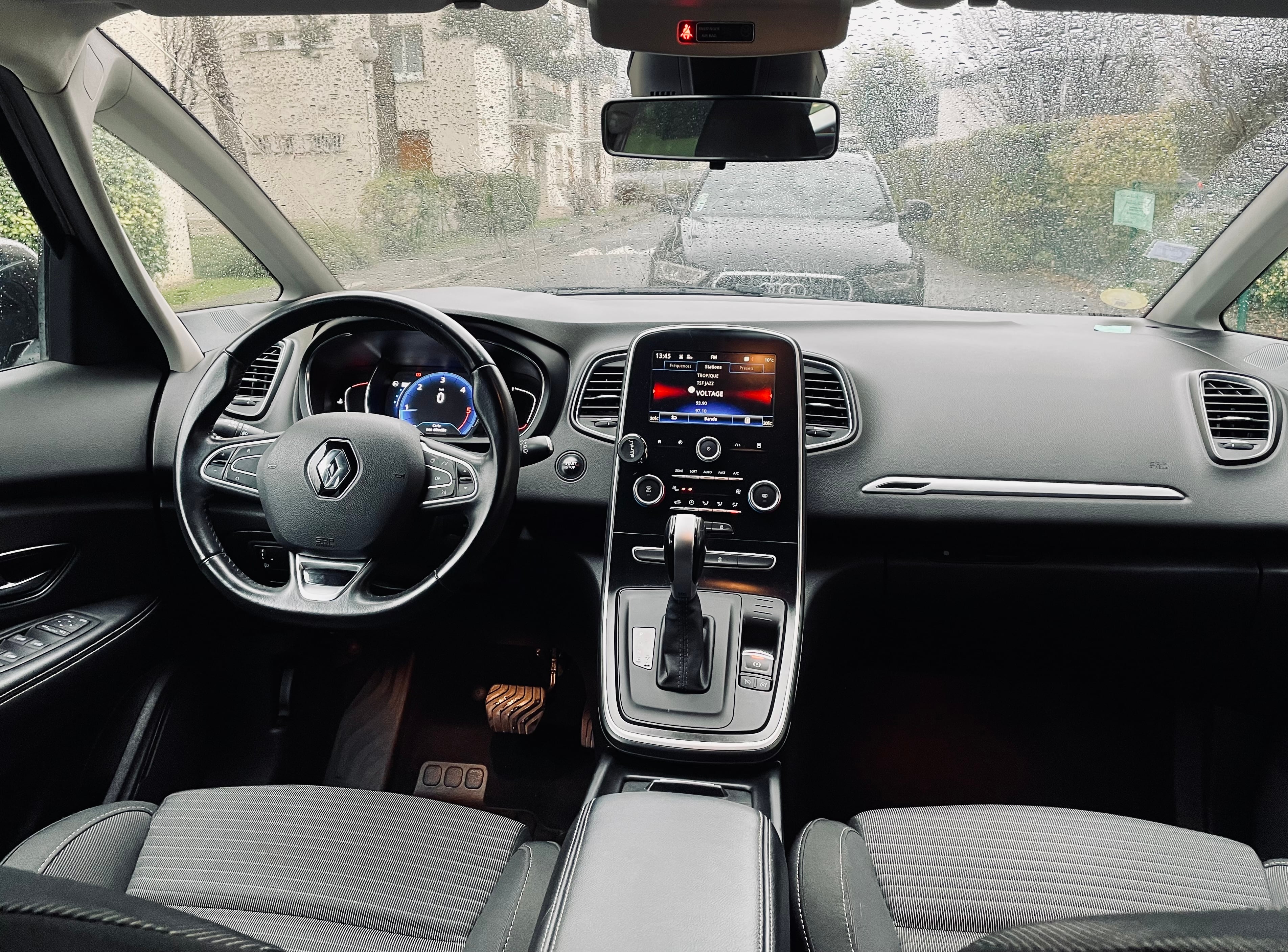 Renault Grand Scenic avec Régulateur de vitesse