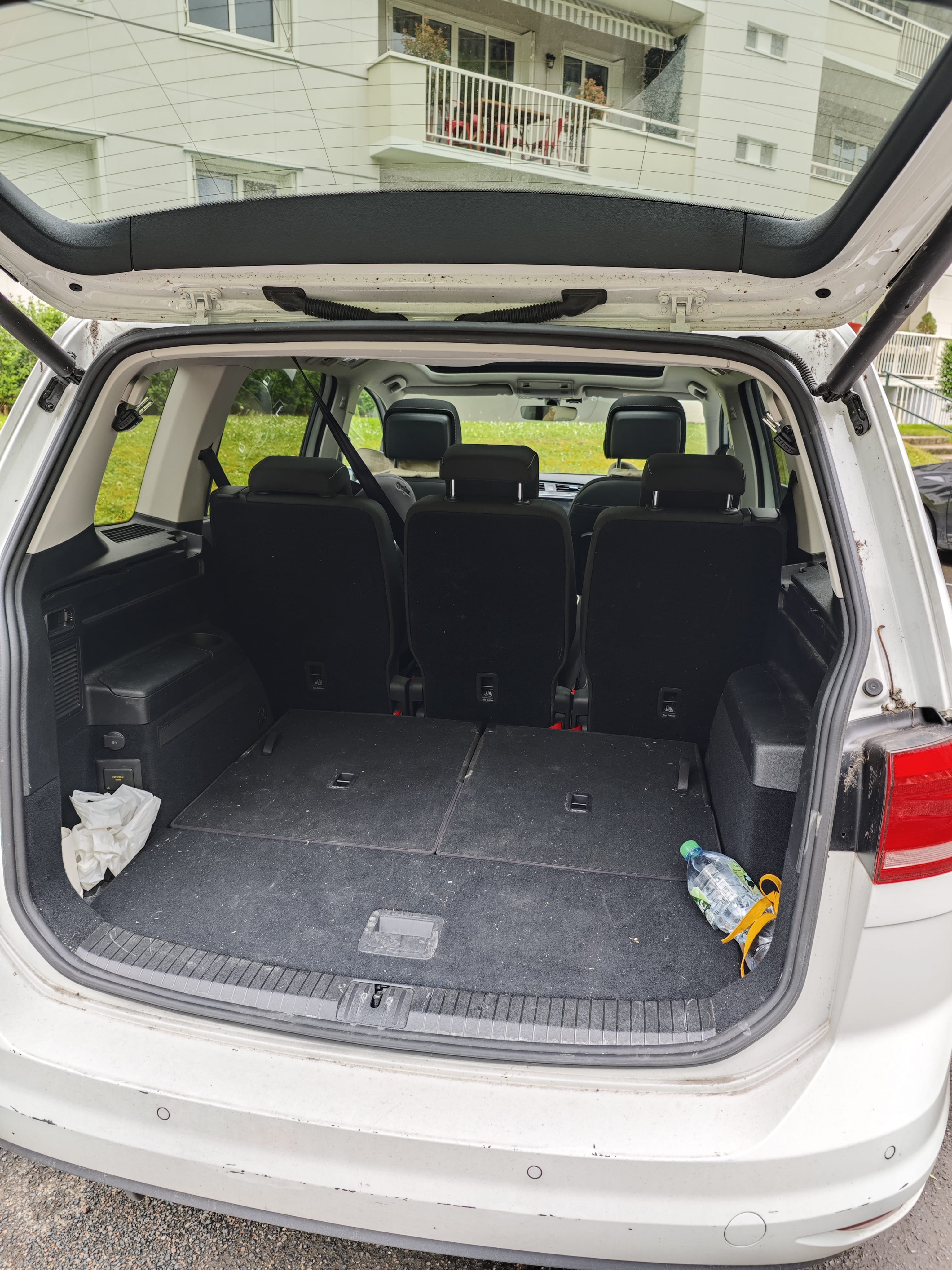 Volkswagen Touran 1.5 TSI 7 places avec Siège bébé