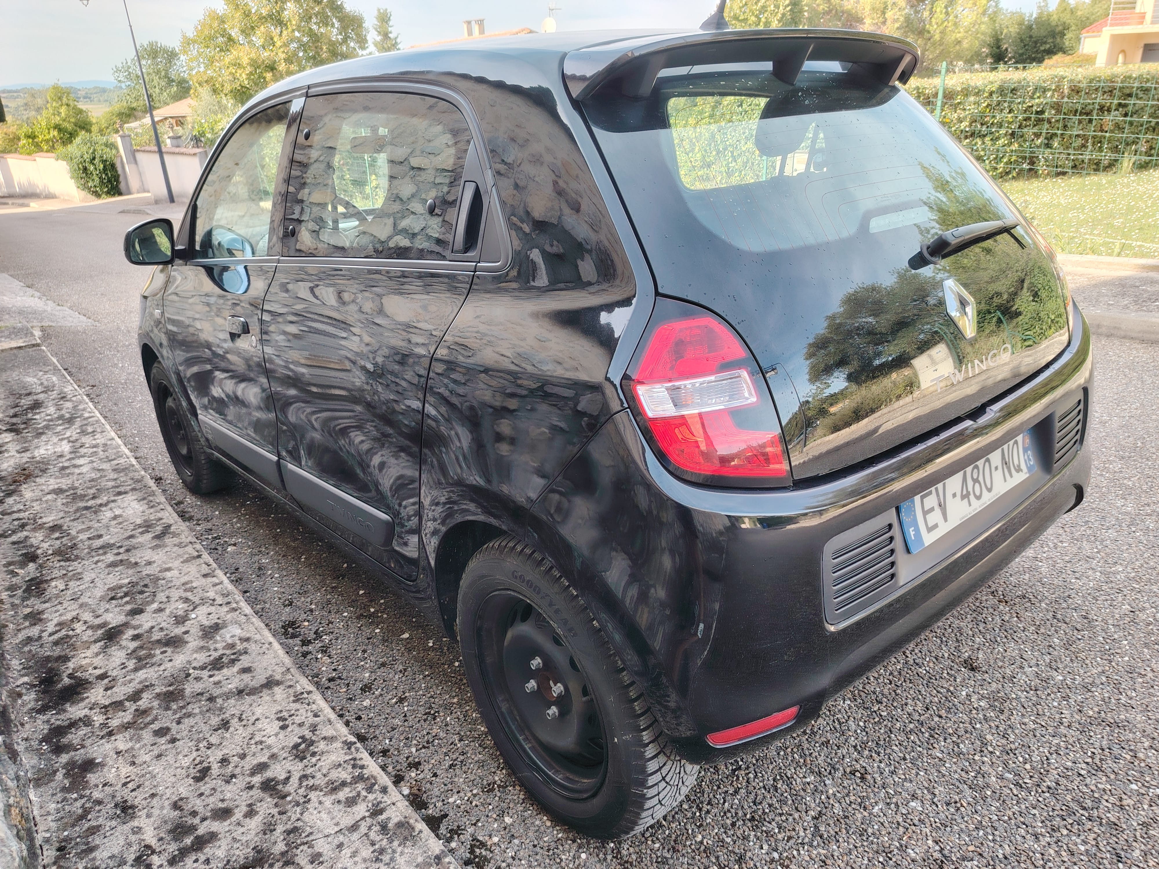 Renault Twingo III avec Climatisation
