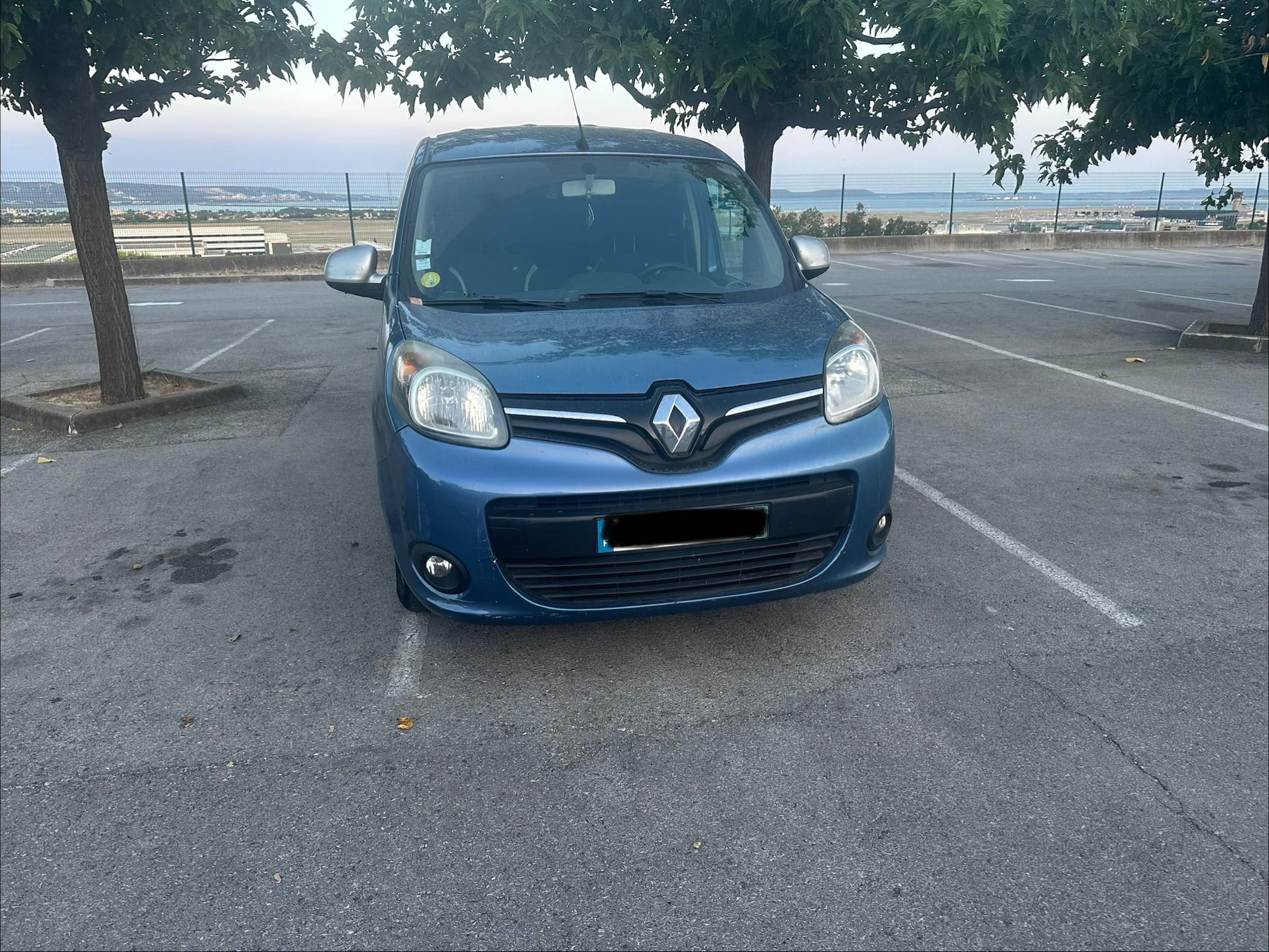 Renault Kangoo Express with GPS