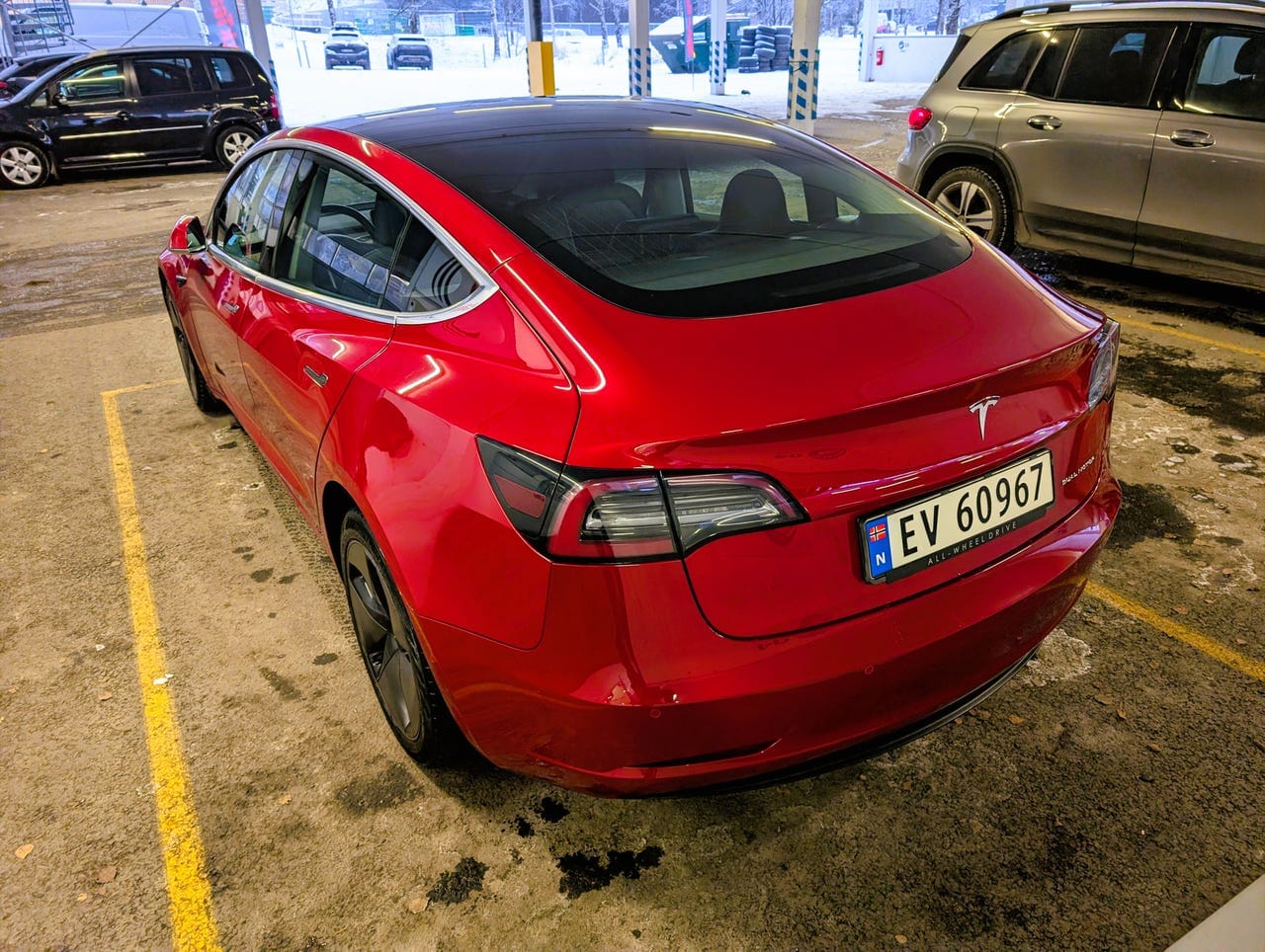 Tesla Model 3 Long Range med GPS