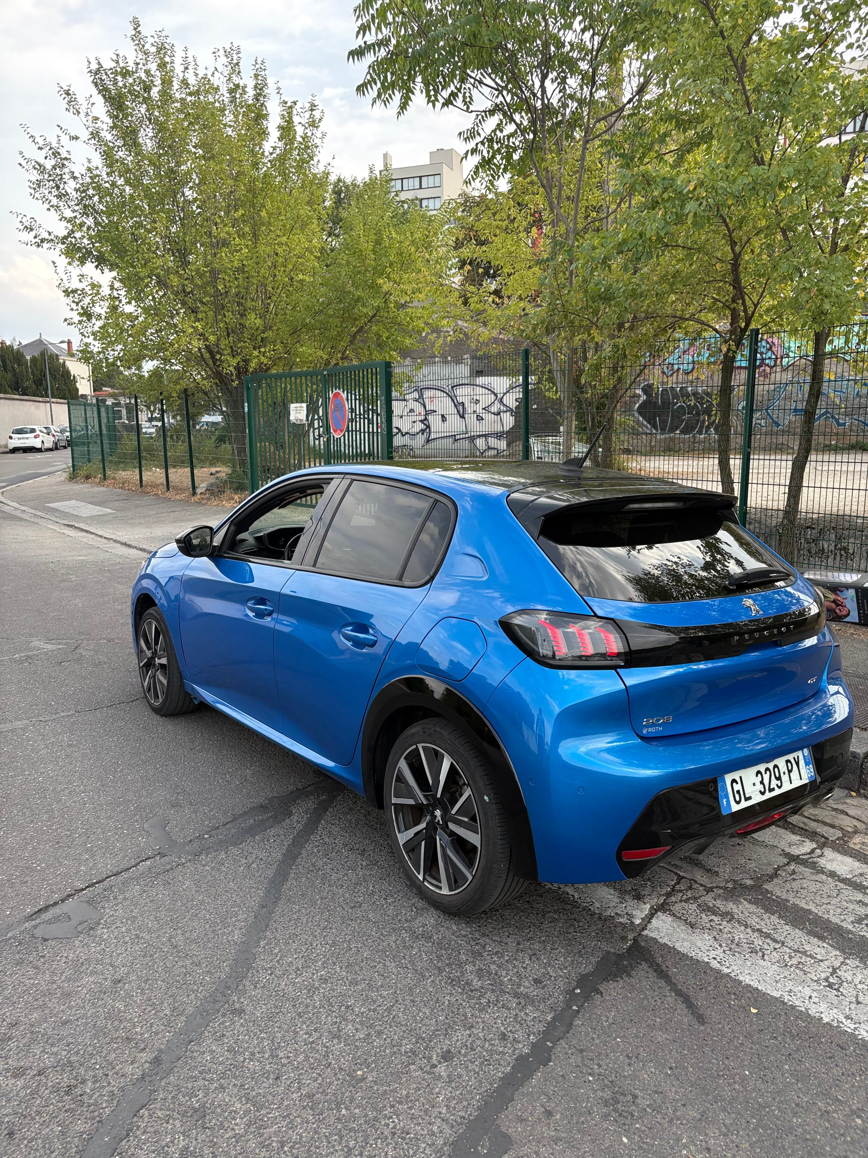 Peugeot 208 avec Caméra de recul