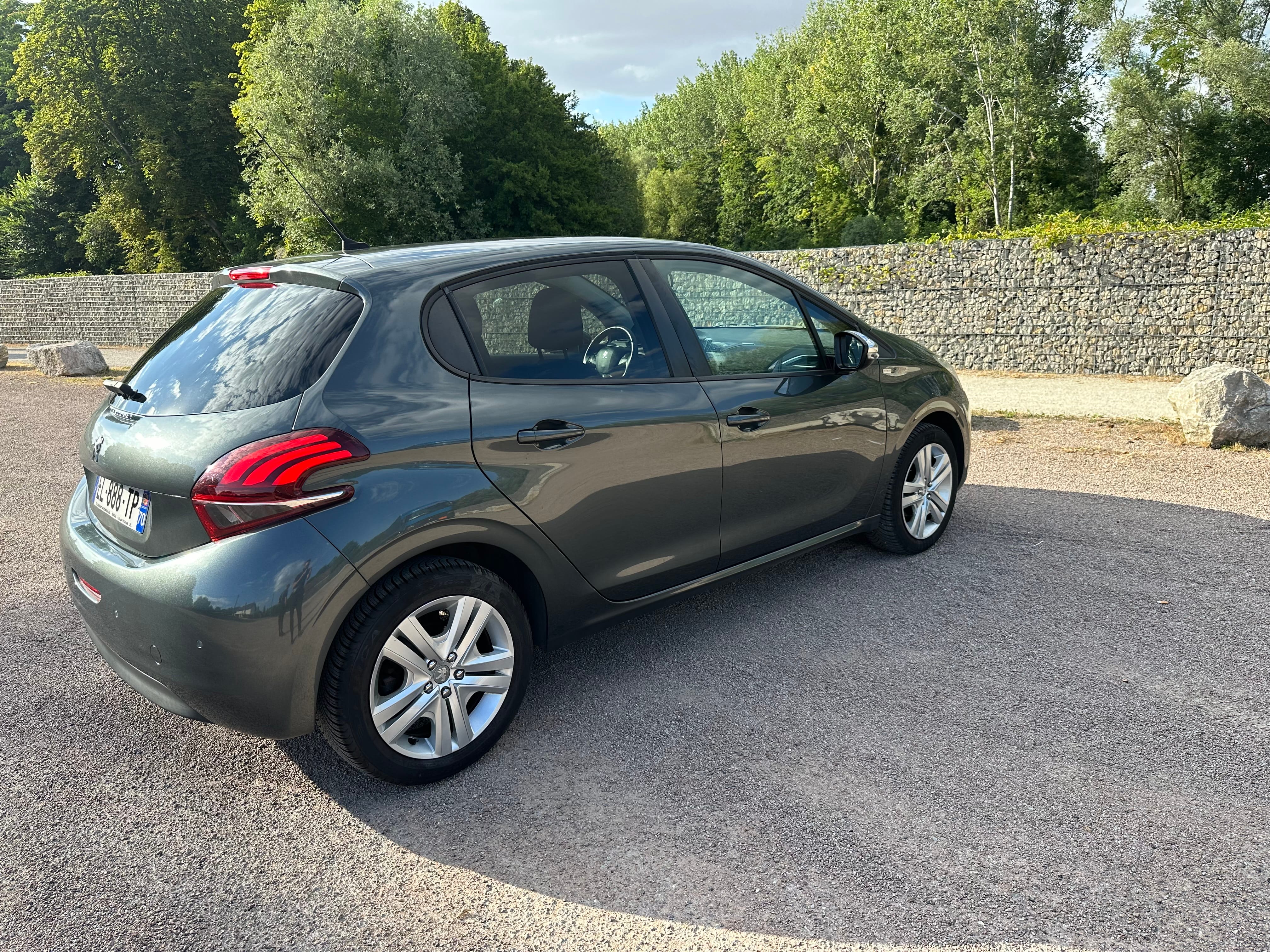 Peugeot 208 avec Audio Bluetooth