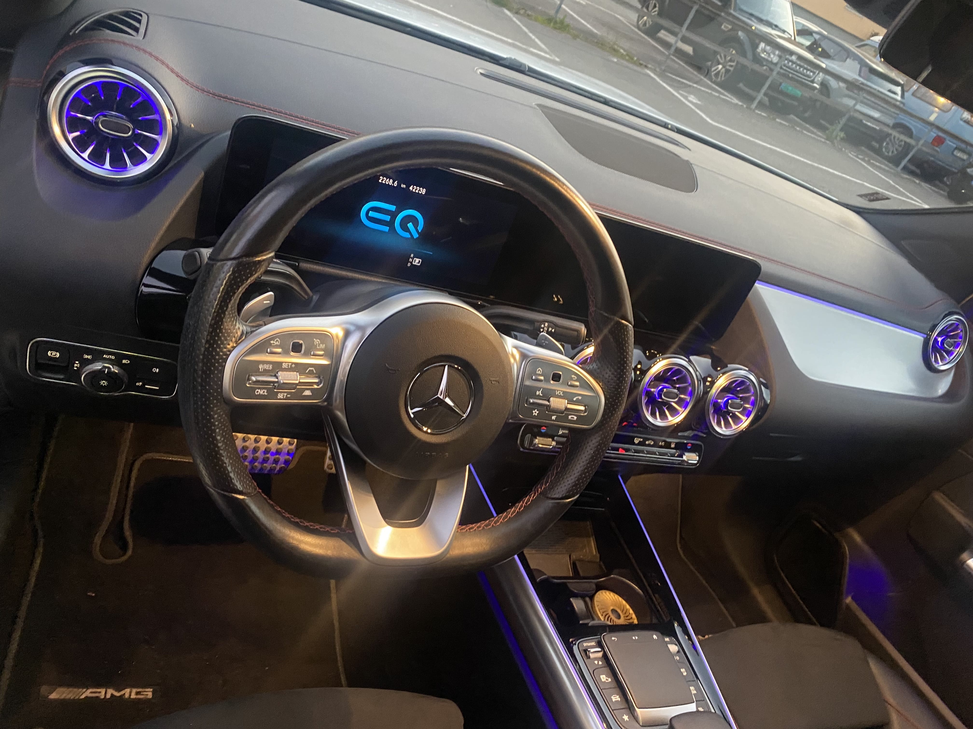 Mercedes-Benz EQA med Bluetooth audio