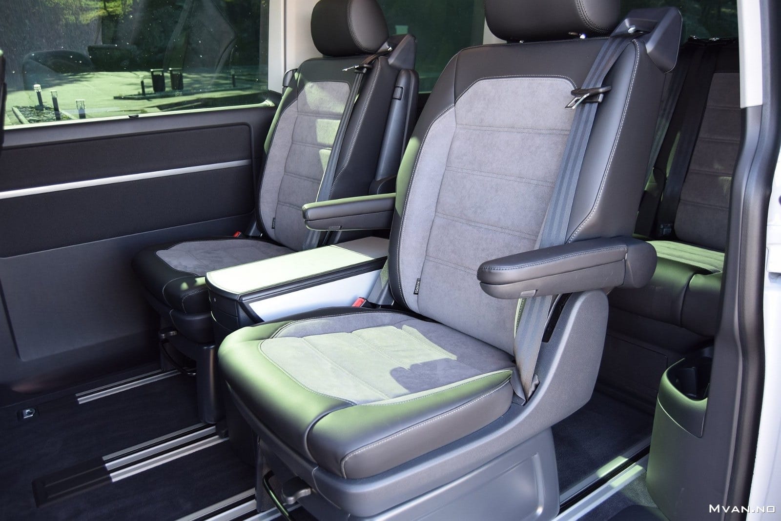 Volkswagen Multivan med Bluetooth audio