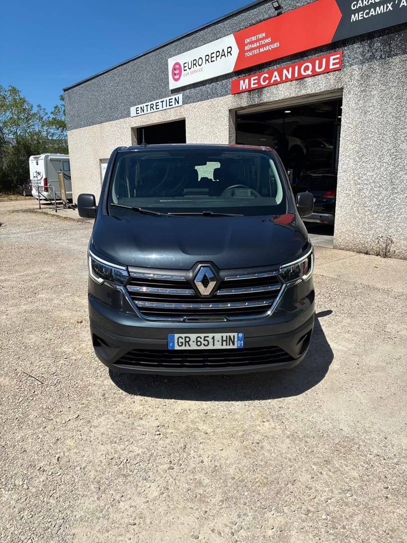 Renault Trafic Passenger avec GPS