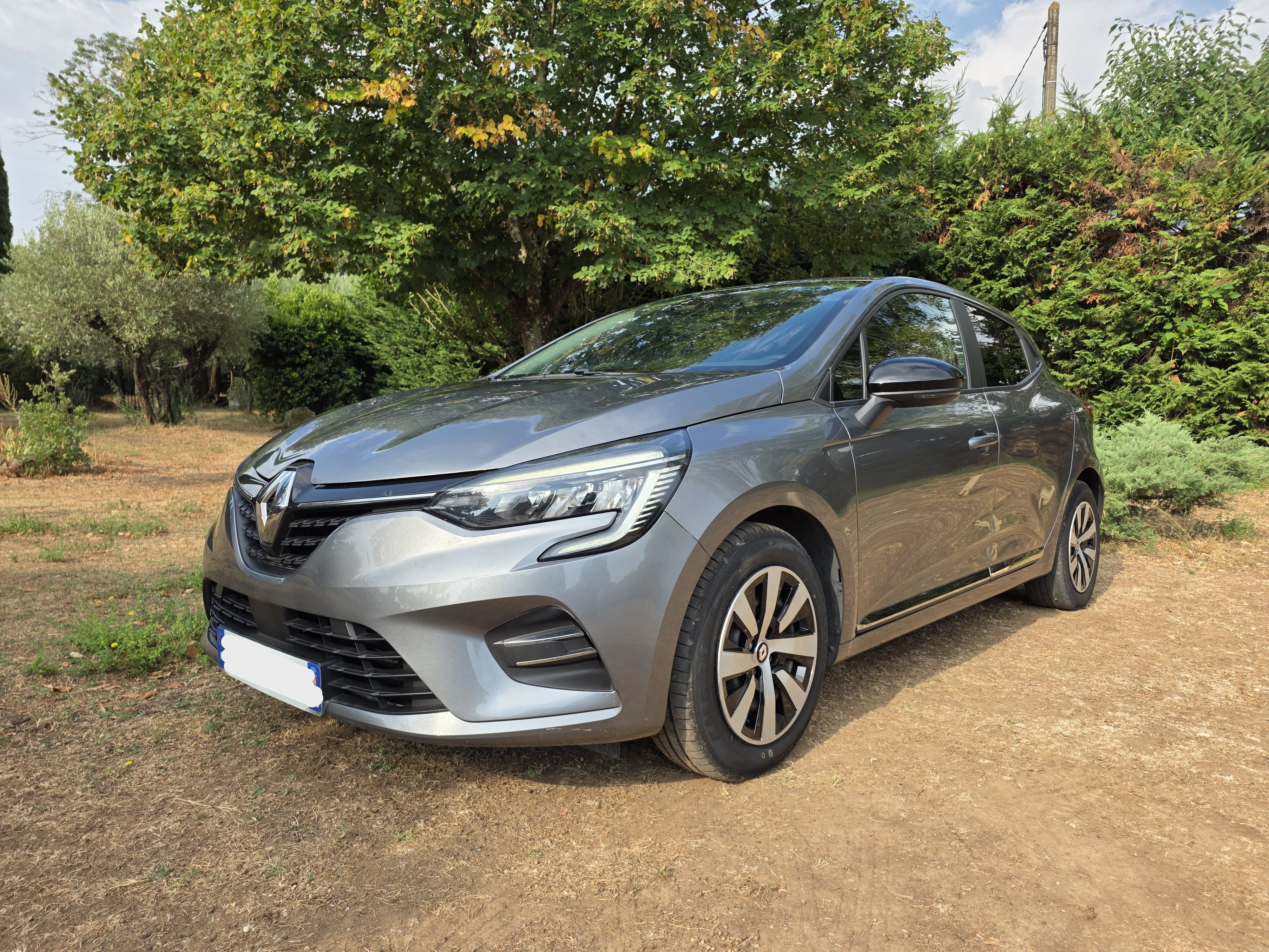 Renault Clio, 2023, Essence 95