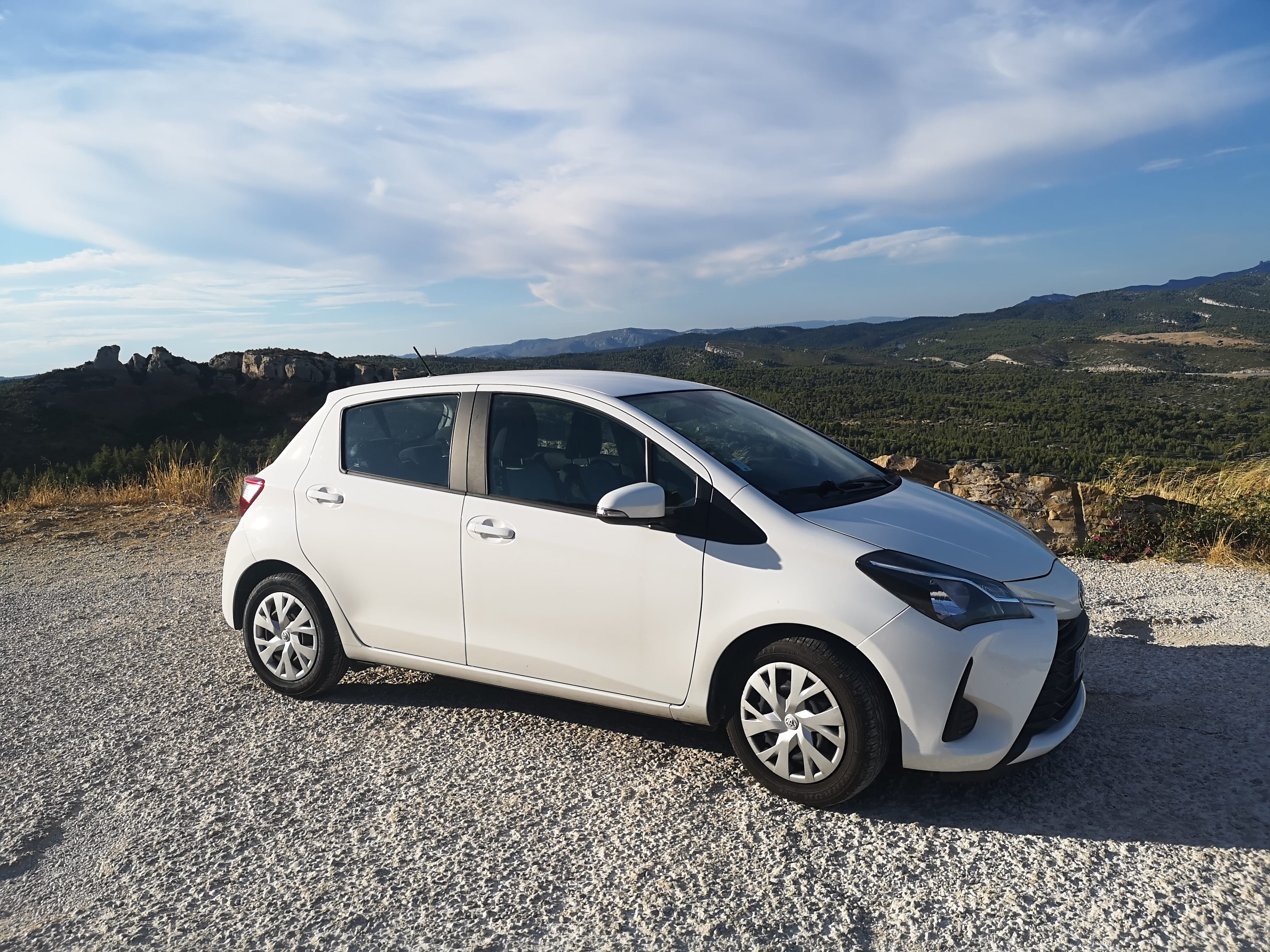 Toyota Yaris avec Chaines