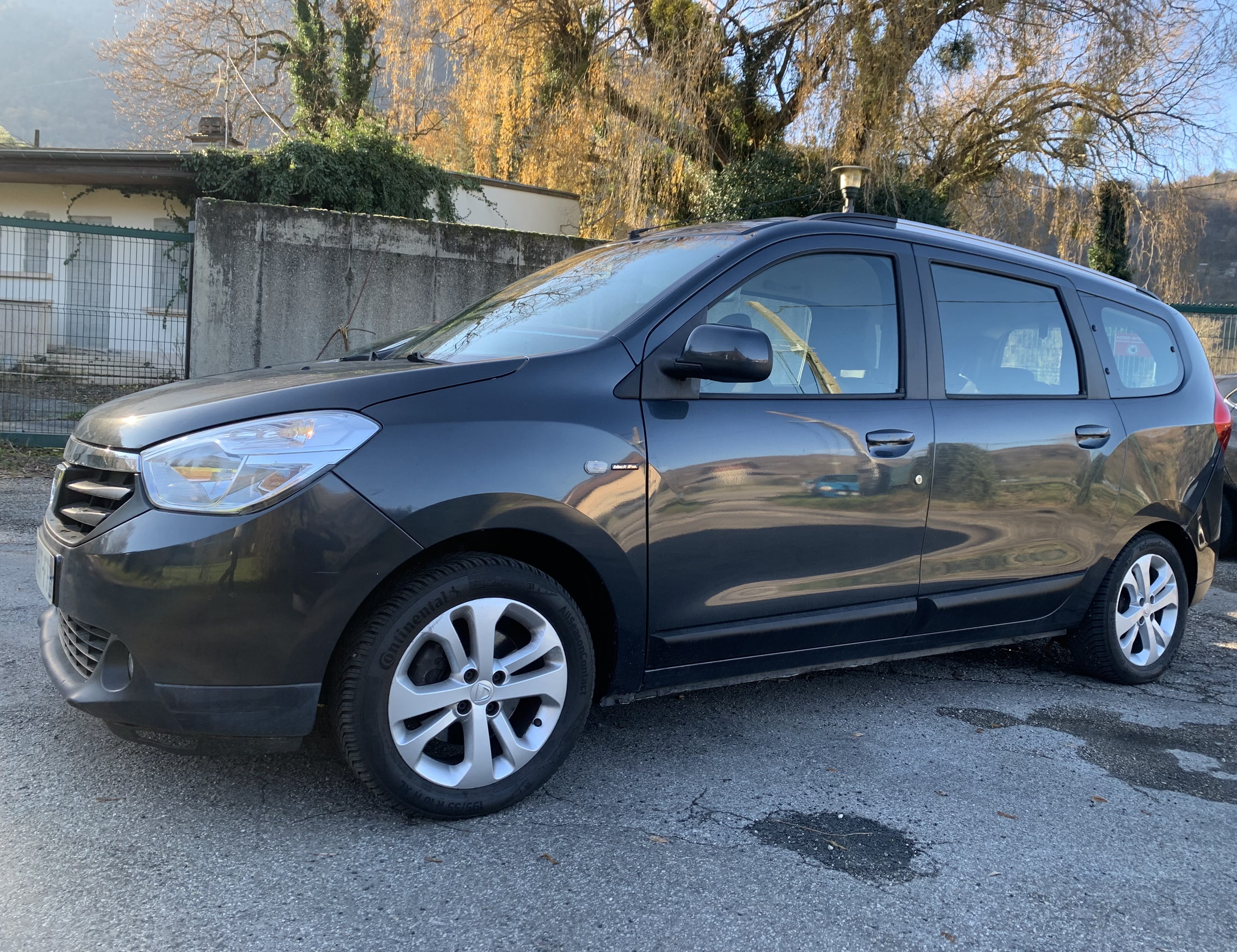 Dacia Lodgy, 2014, Essence 98, 7 places