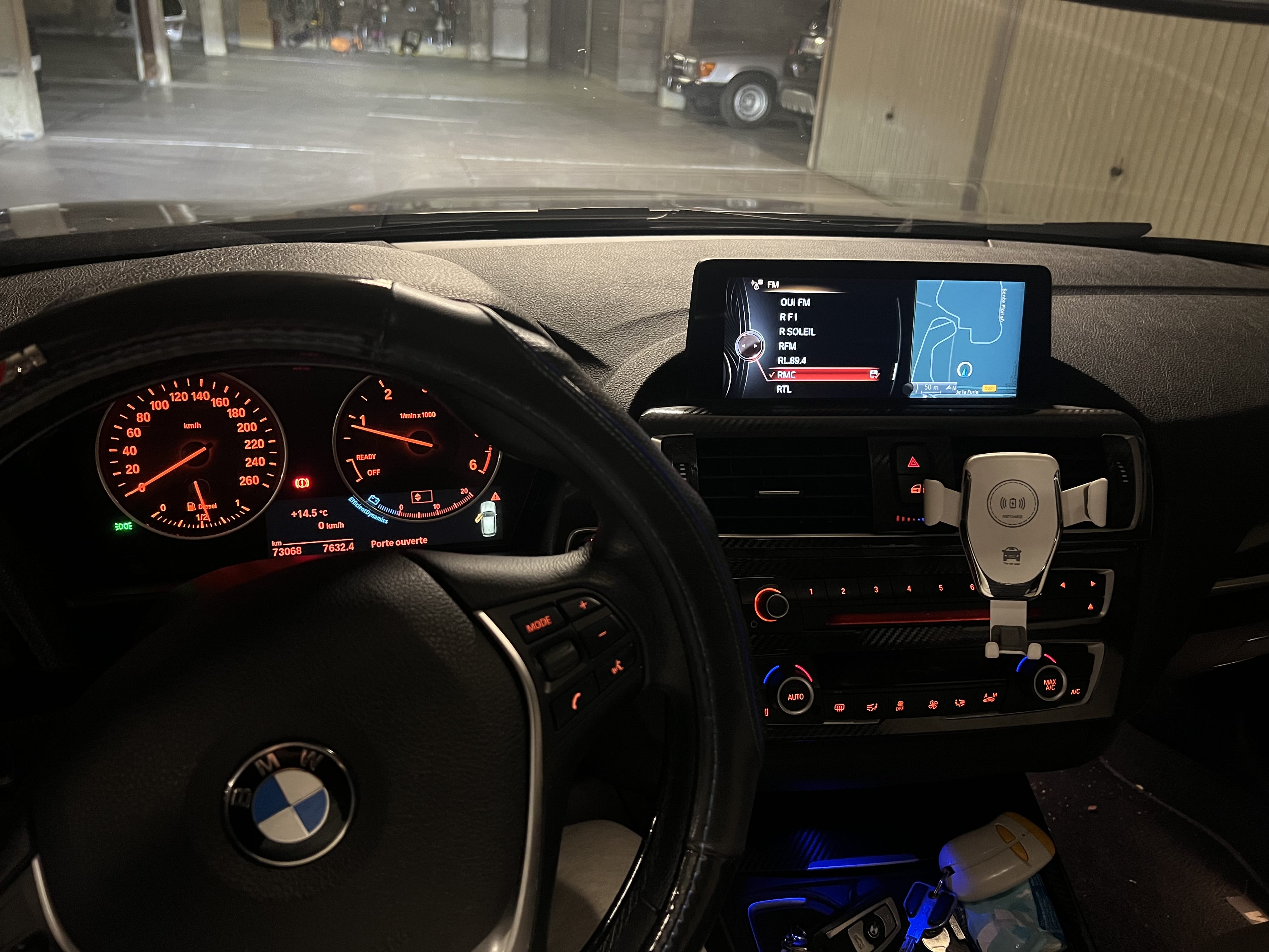 BMW Série 1 avec GPS