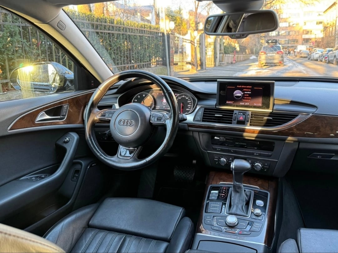 Audi A6 Avant med GPS