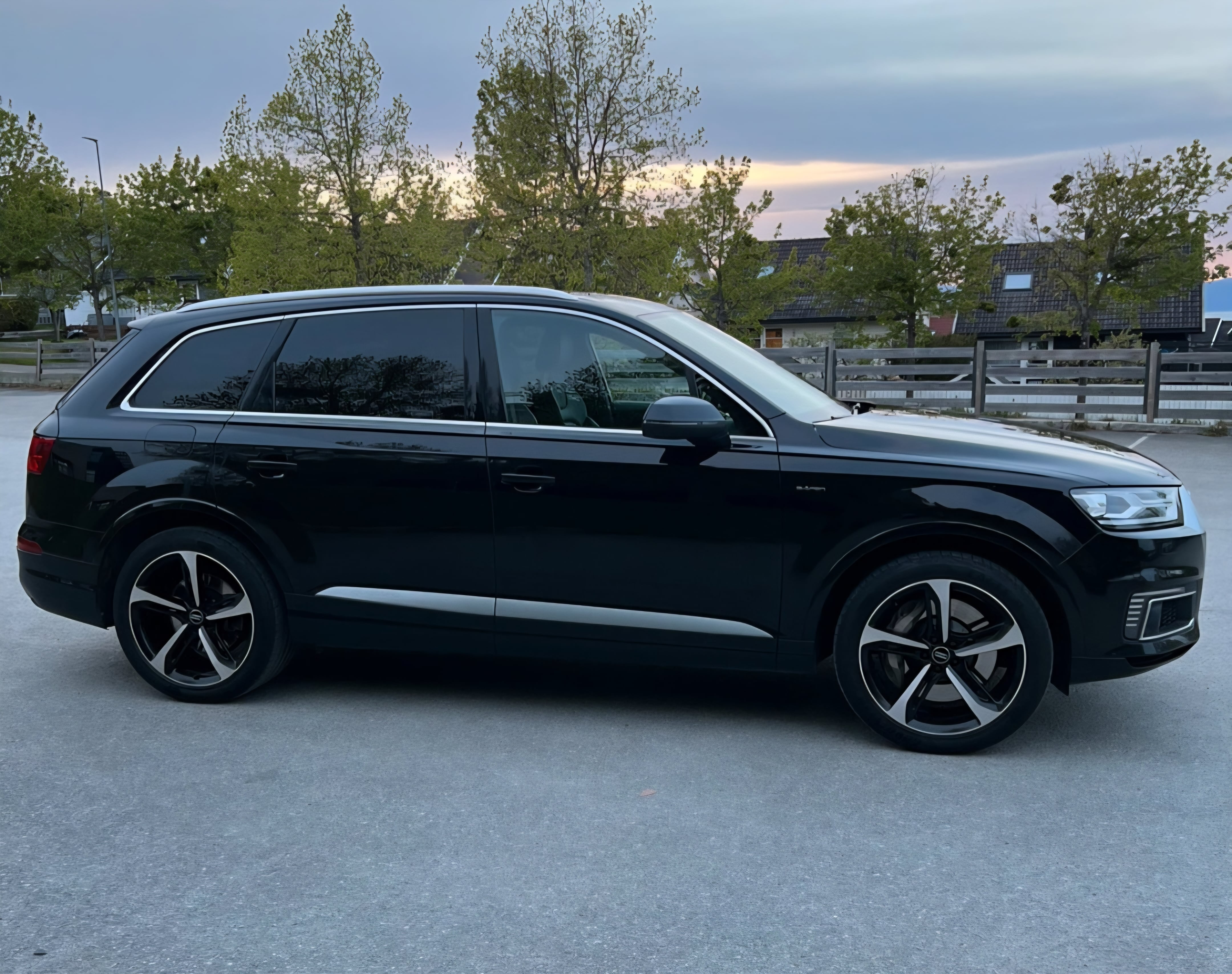Audi Q7 e-tron mit Klimaanlage
