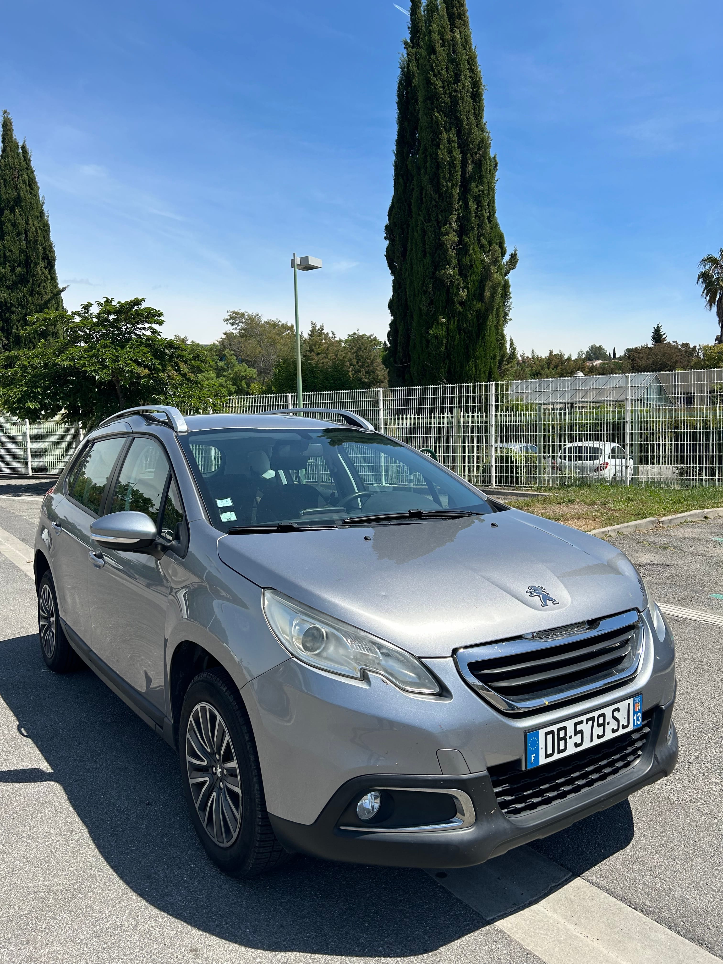 Peugeot 2008 avec Climatisation