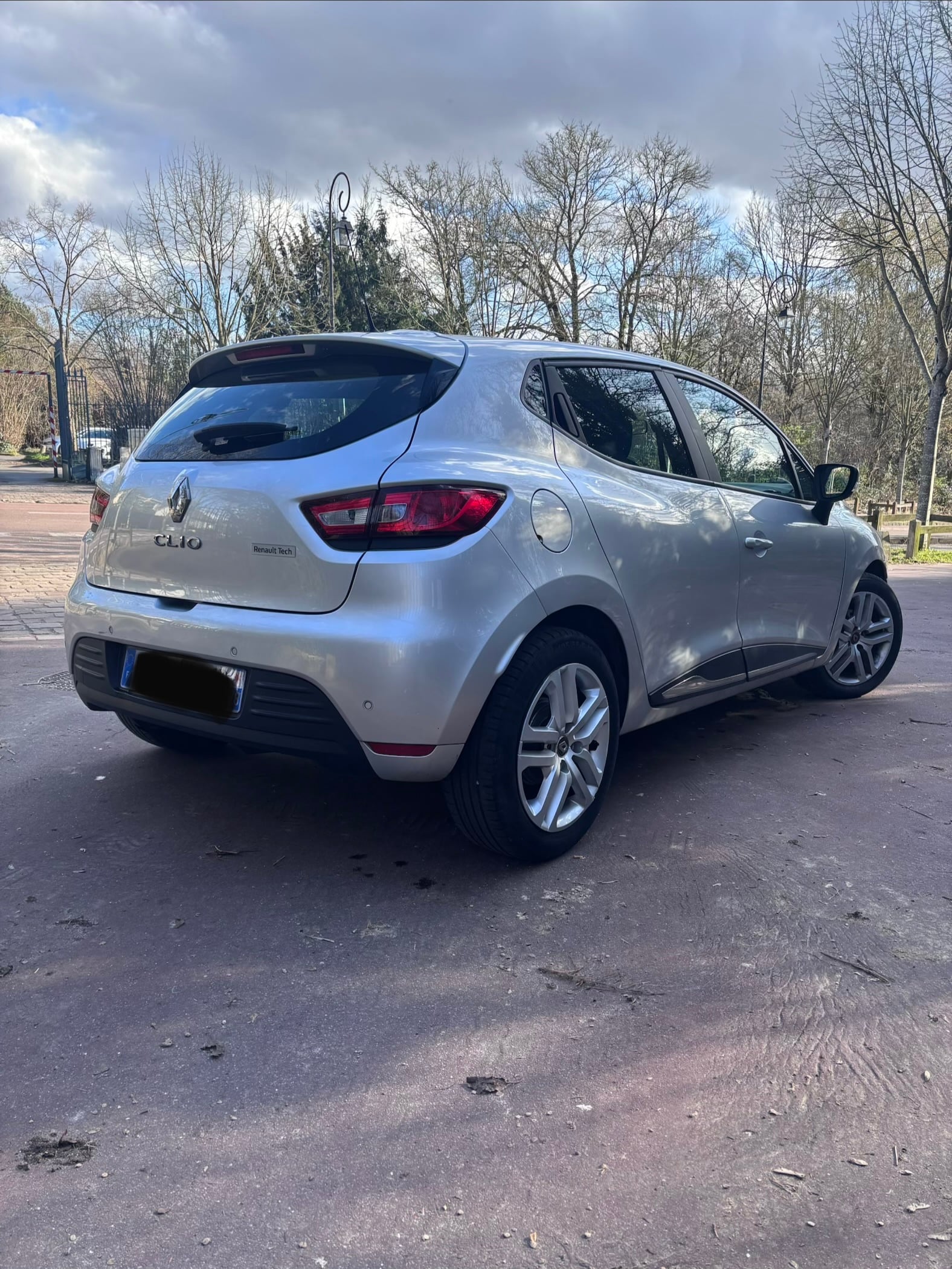 Renault Clio avec GPS