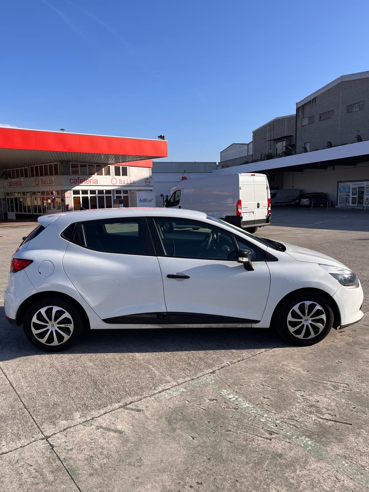 Renault Clio con Puertos de carga USB