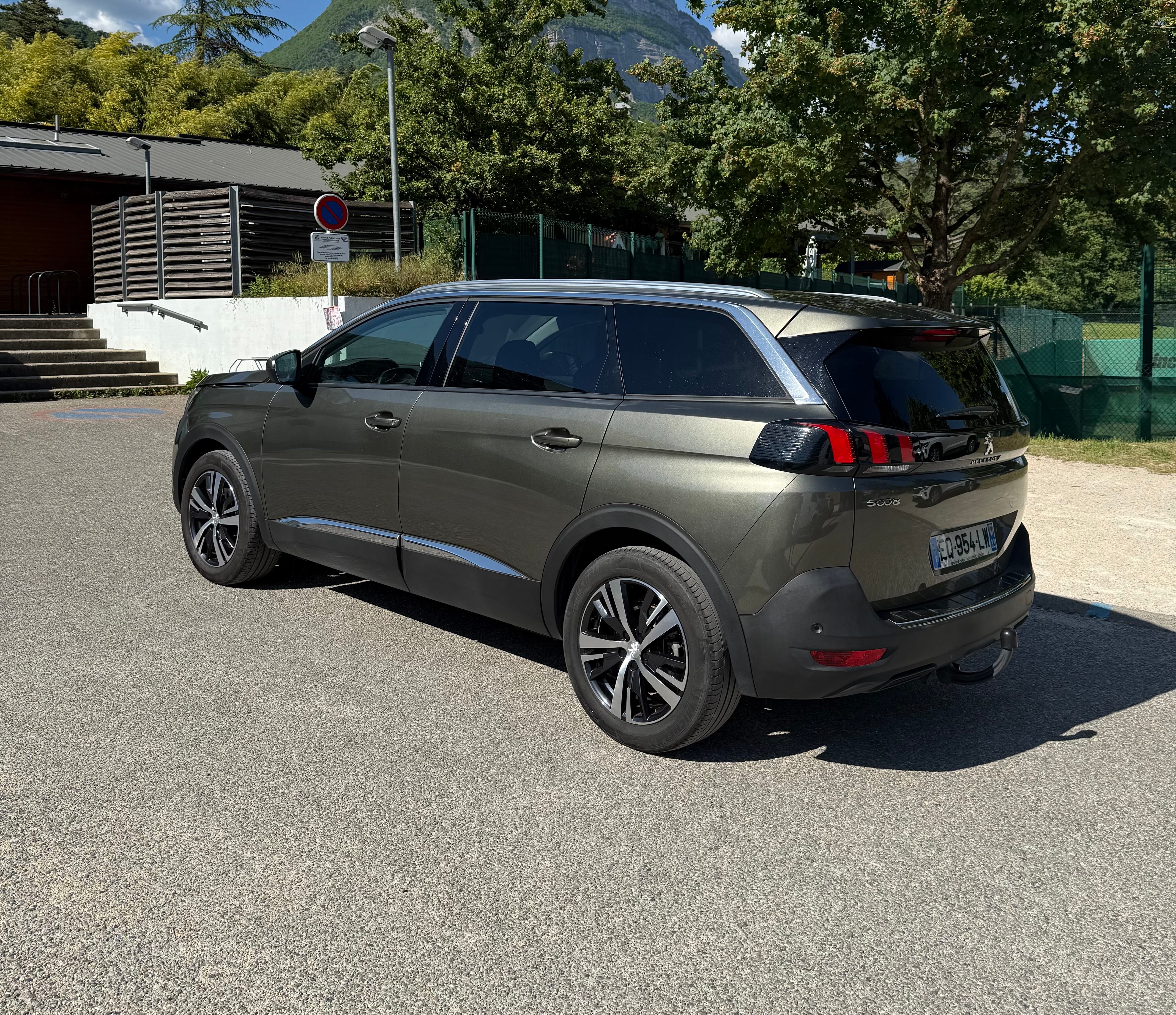 Peugeot 5008 met GPS