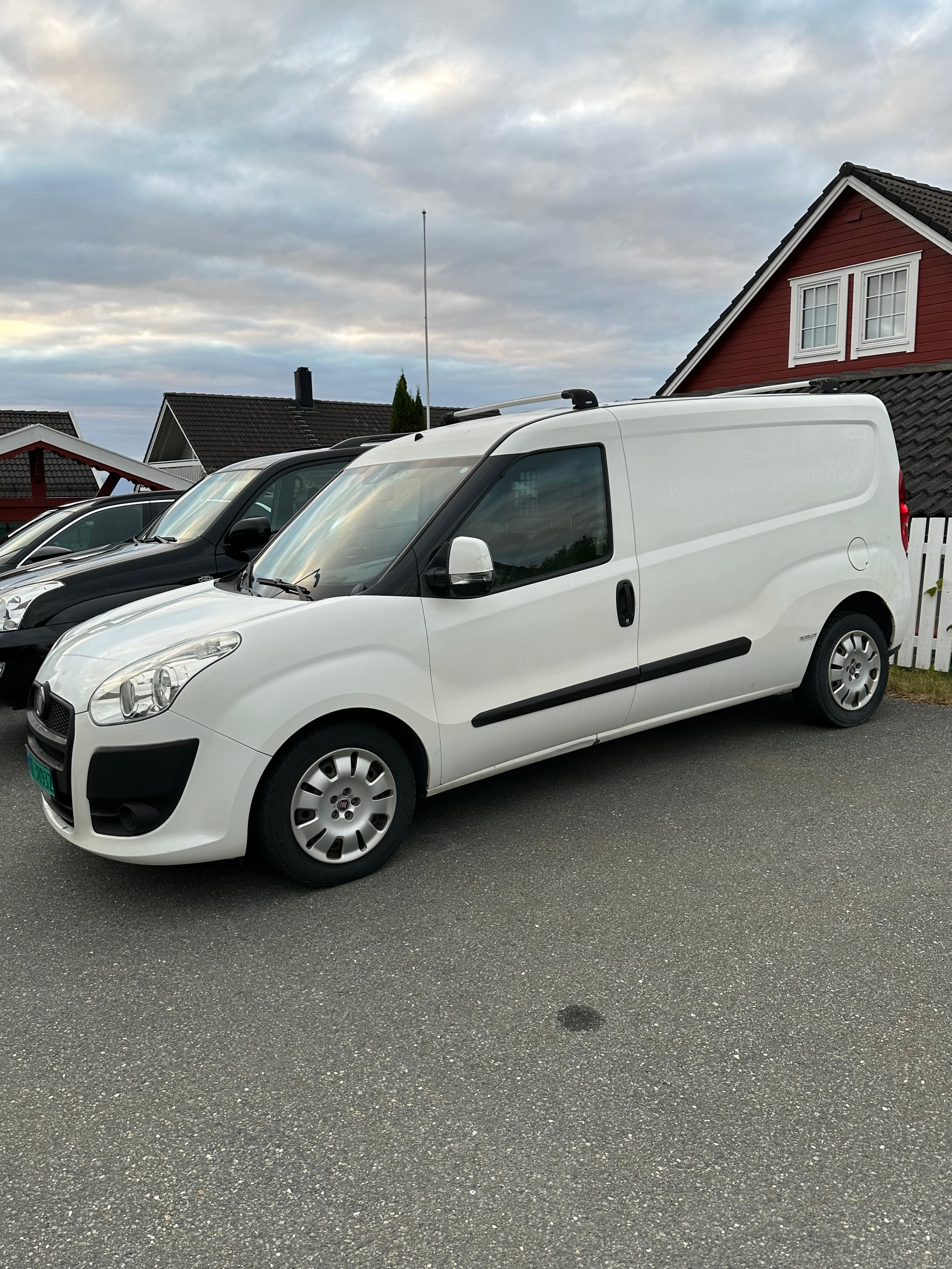 Fiat Doblo Cargo Varebil with Cruise control