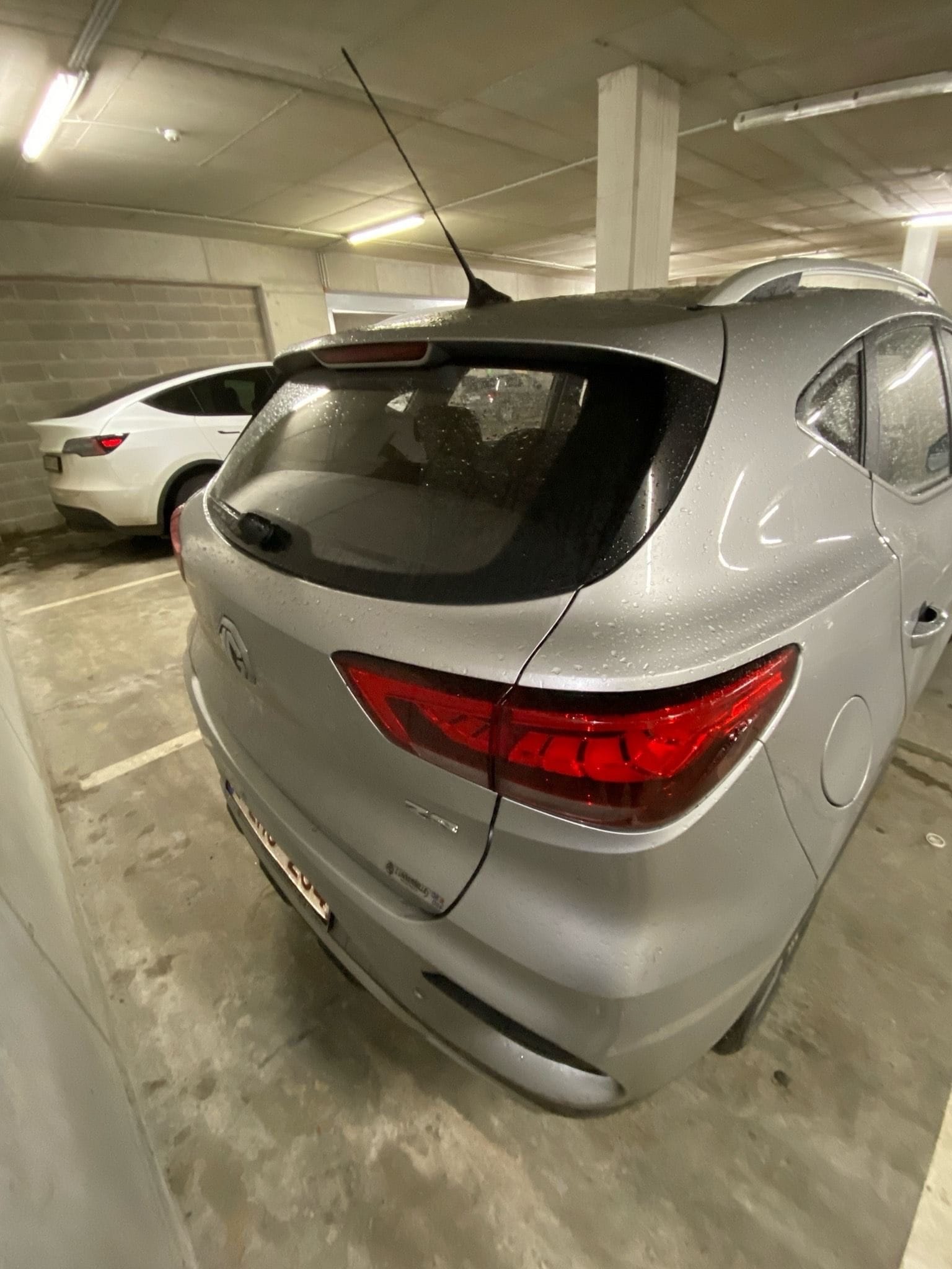 MG ZS avec Apple CarPlay