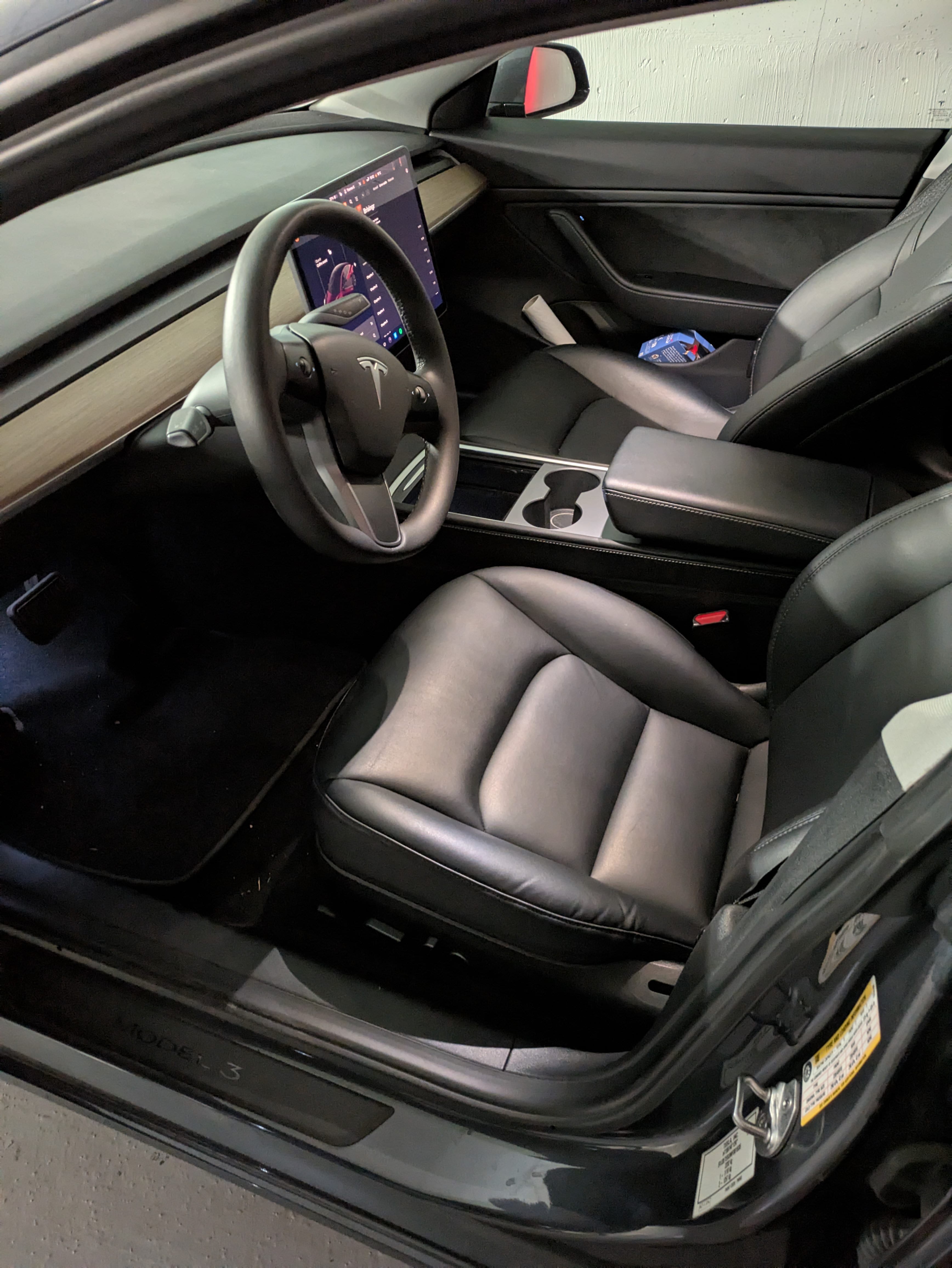 Tesla Model 3 avec GPS