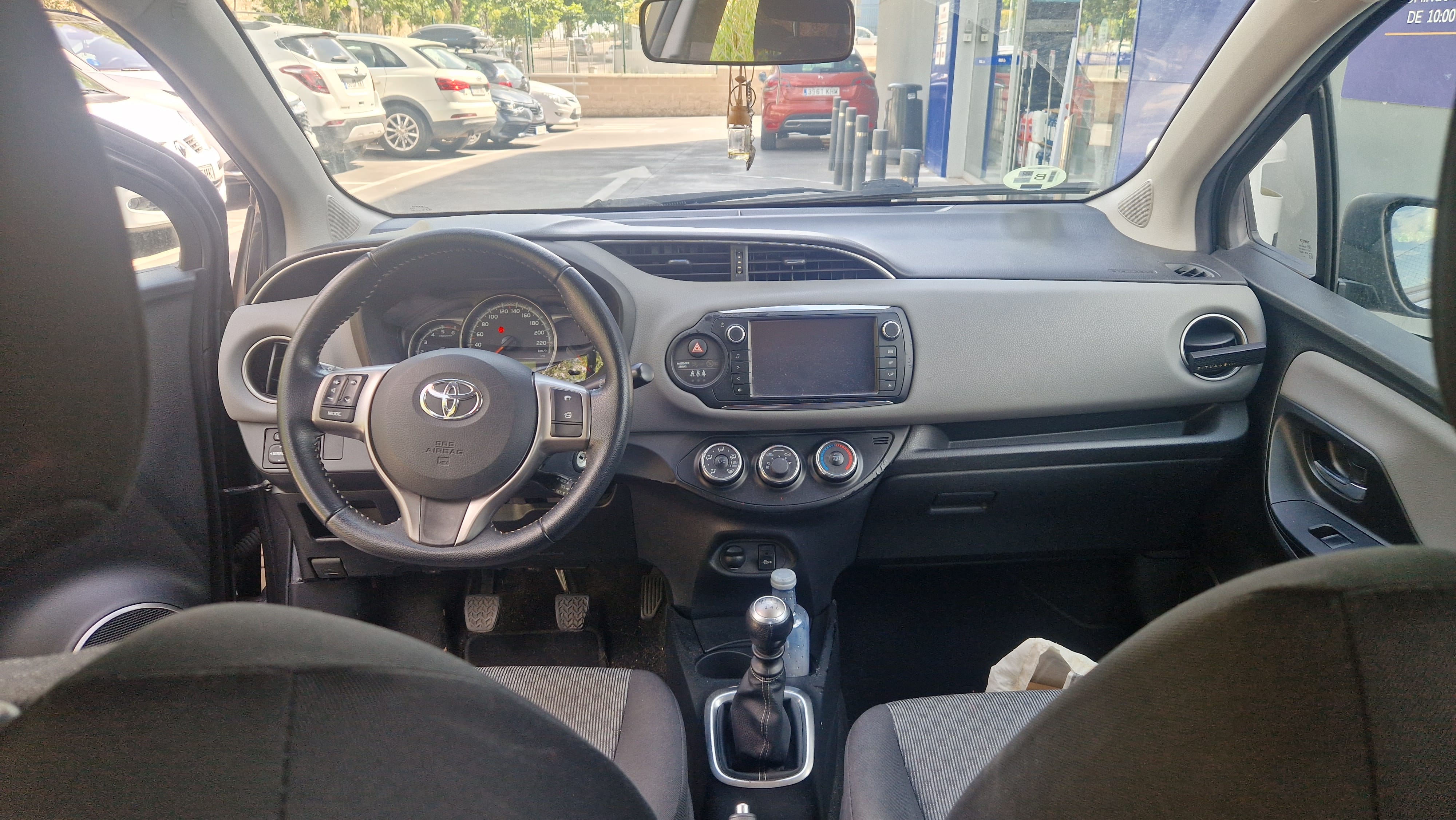 Toyota Yaris con Audio Bluetooth
