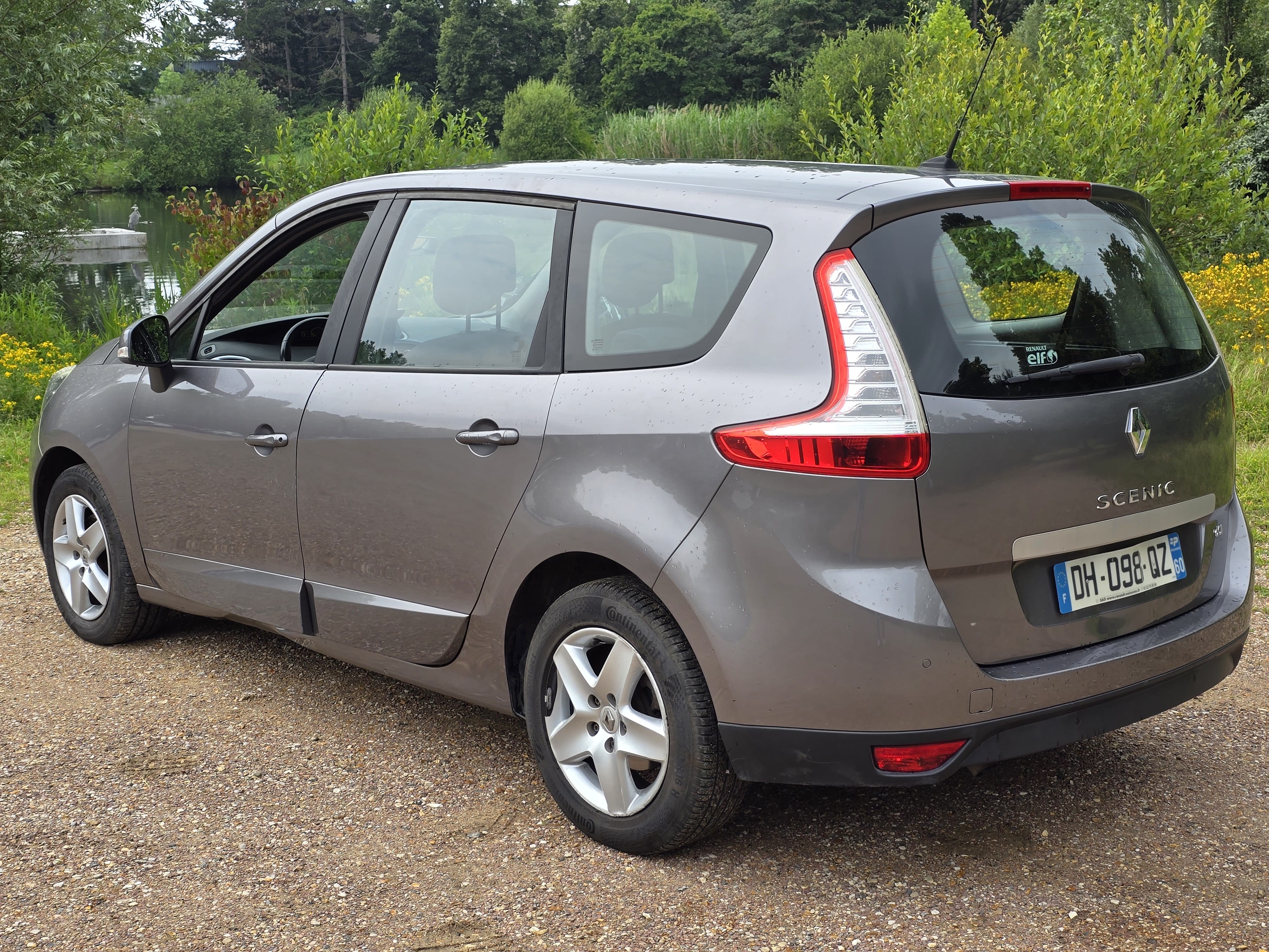 Renault Grand Scenic Automatique 7 places avec Audio Bluetooth