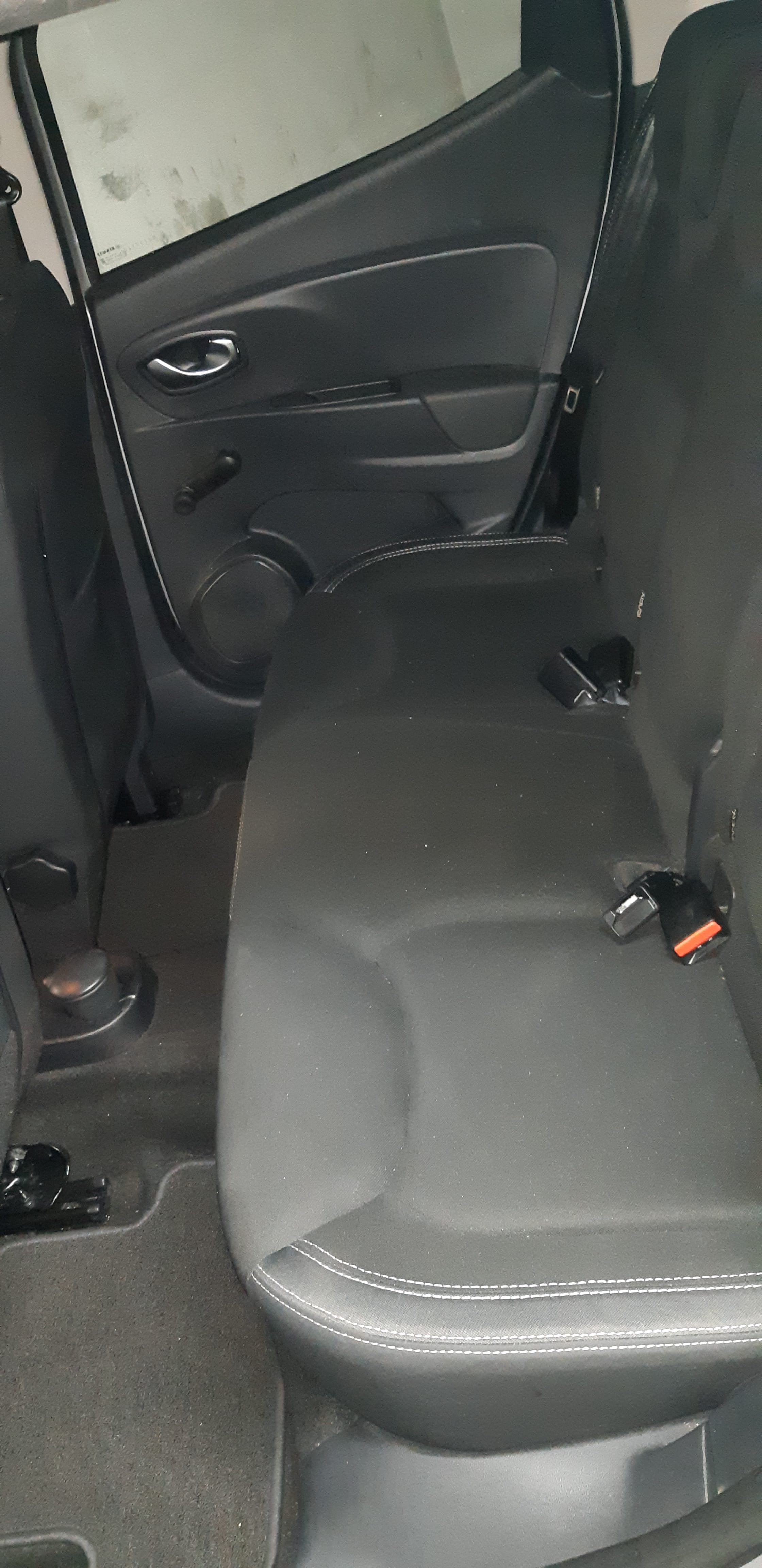 Renault Clio FC025TP avec Audio Bluetooth