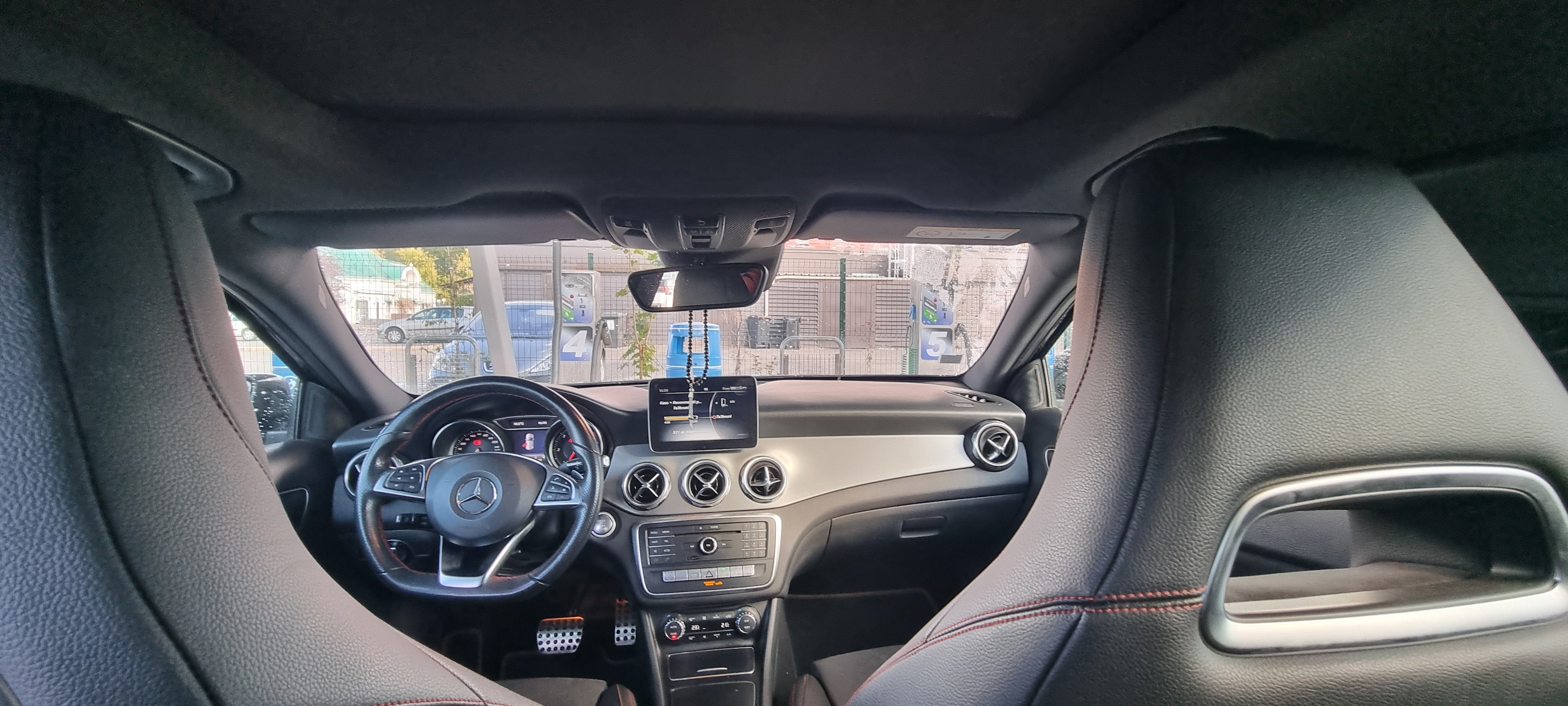 Mercedes-Benz Classe GLA avec Caméra de recul