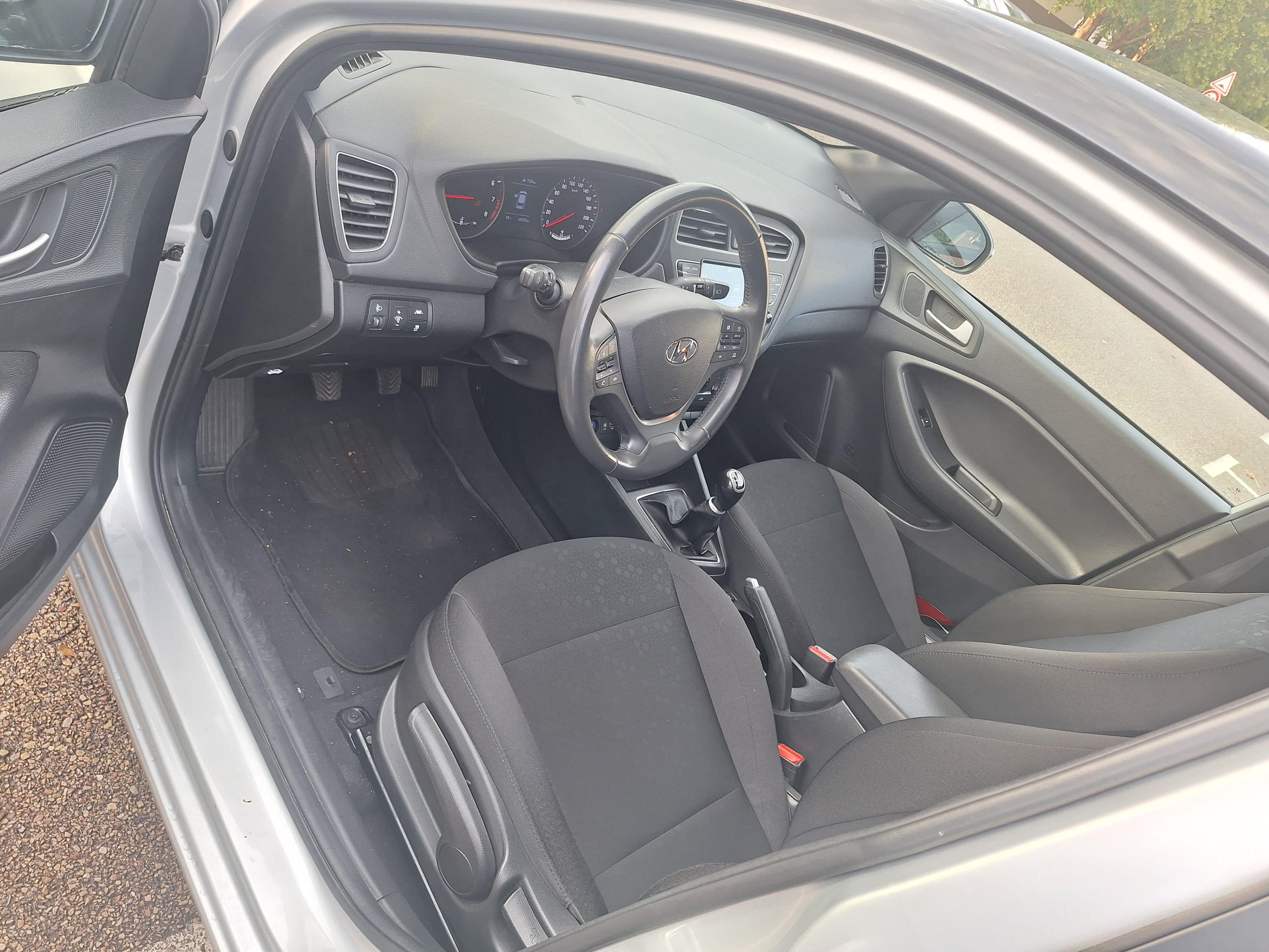 Hyundai i20 avec Régulateur de vitesse