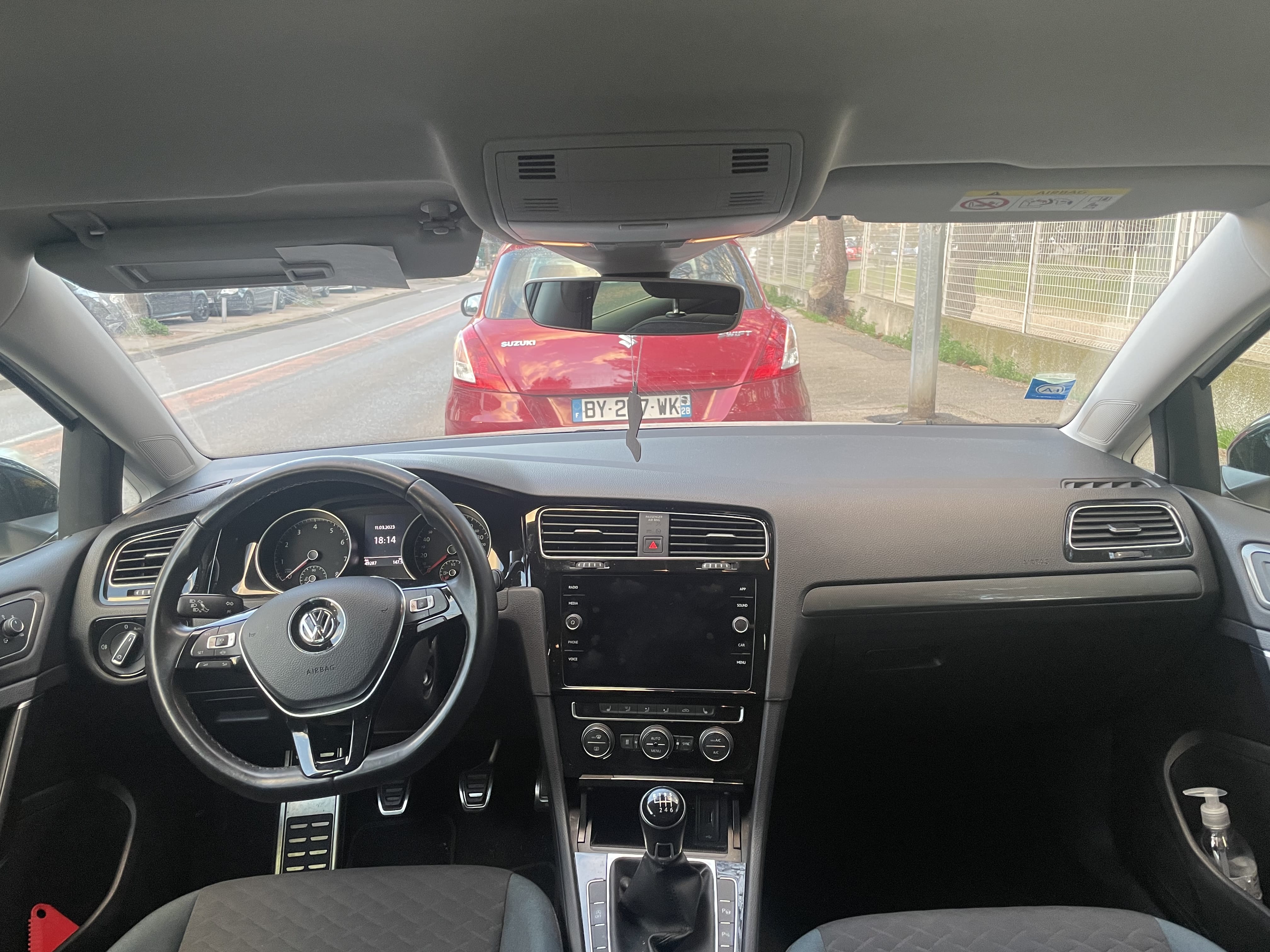 Volkswagen Golf avec Dashcam