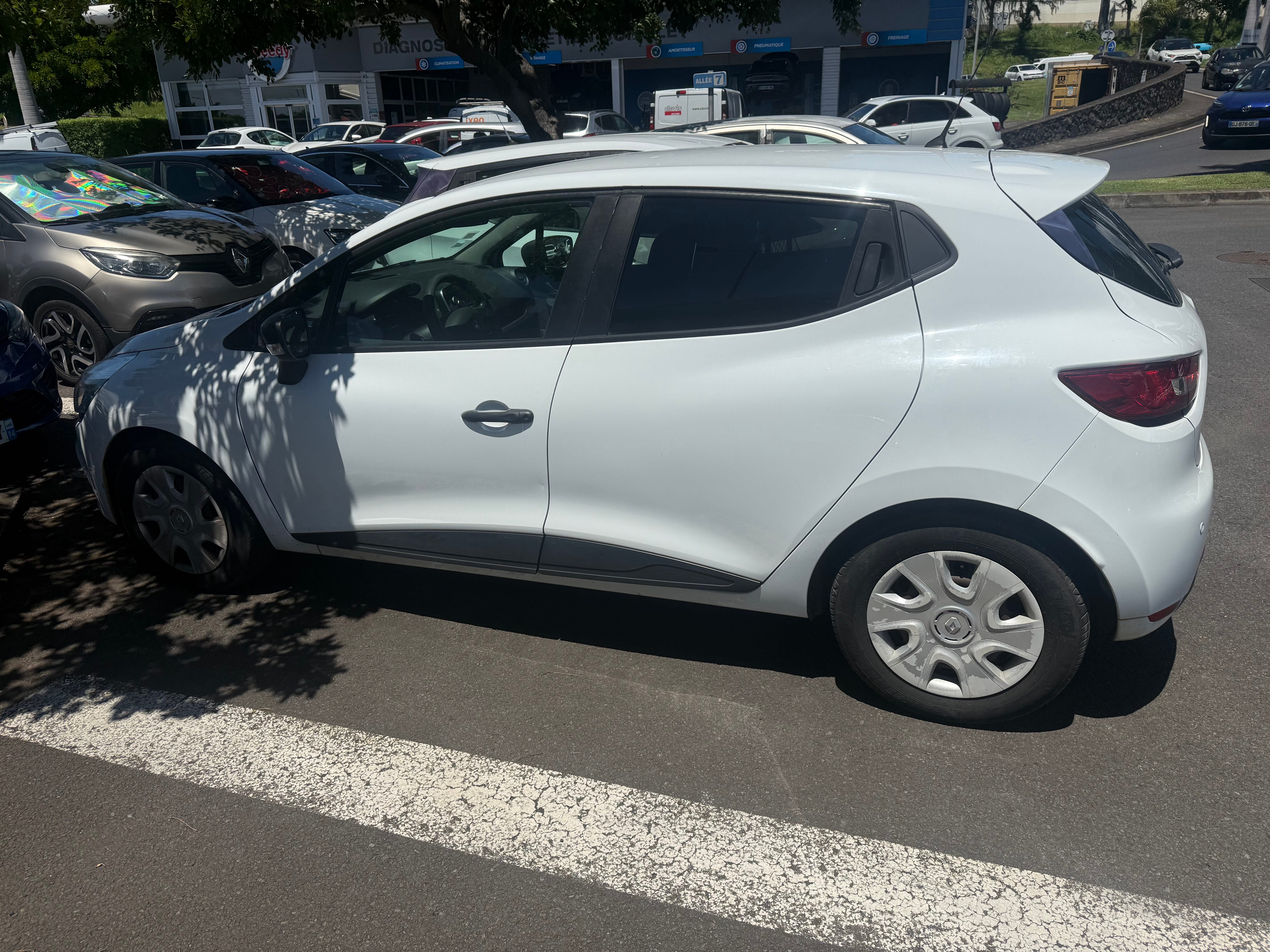 Renault Clio avec Climatisation