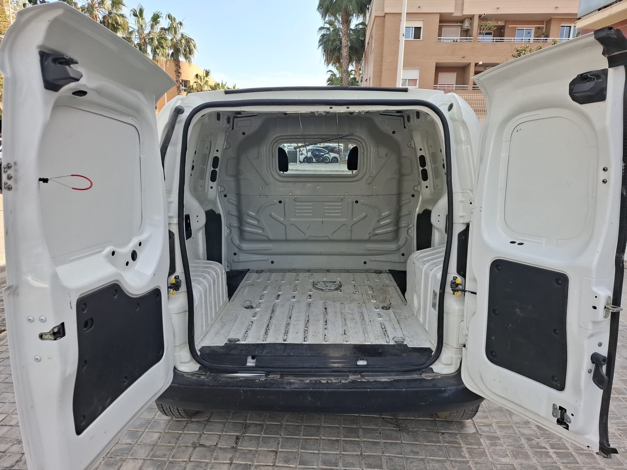 Fiat Fiorino med USB ladeuttak